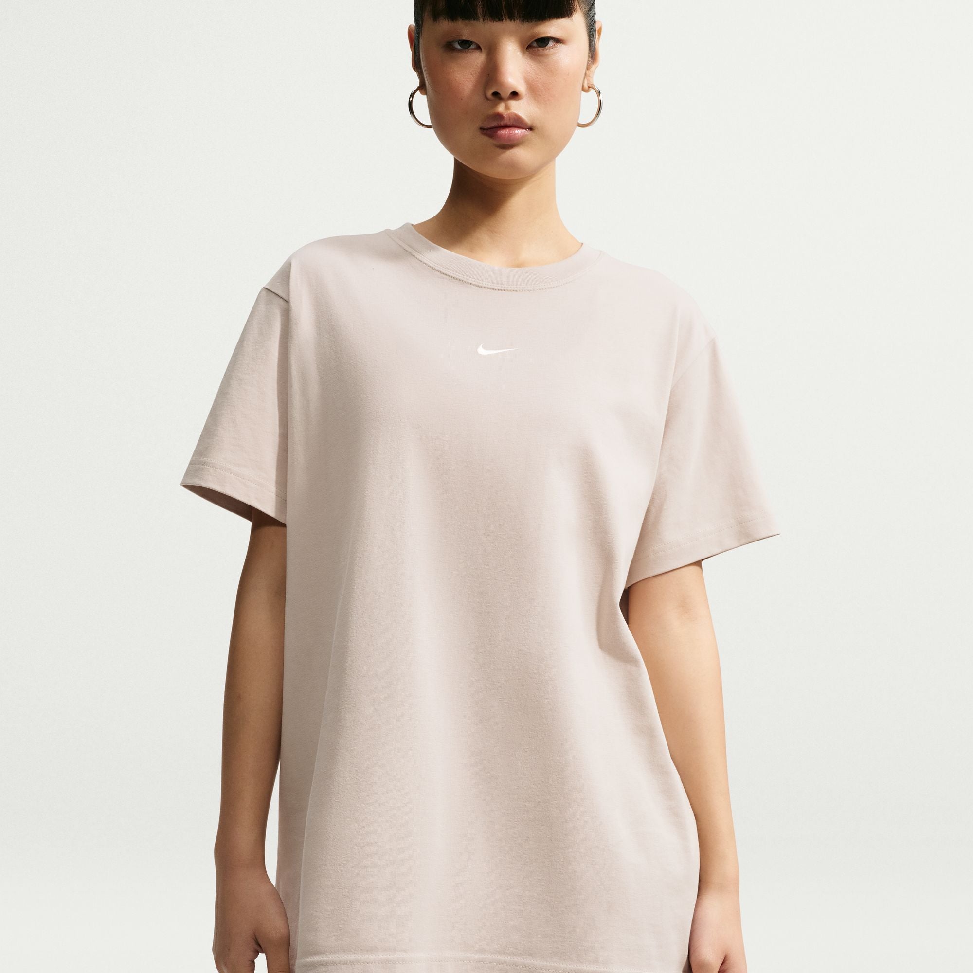 Nike Sportswear Classic Women's Oversized T-Shirt