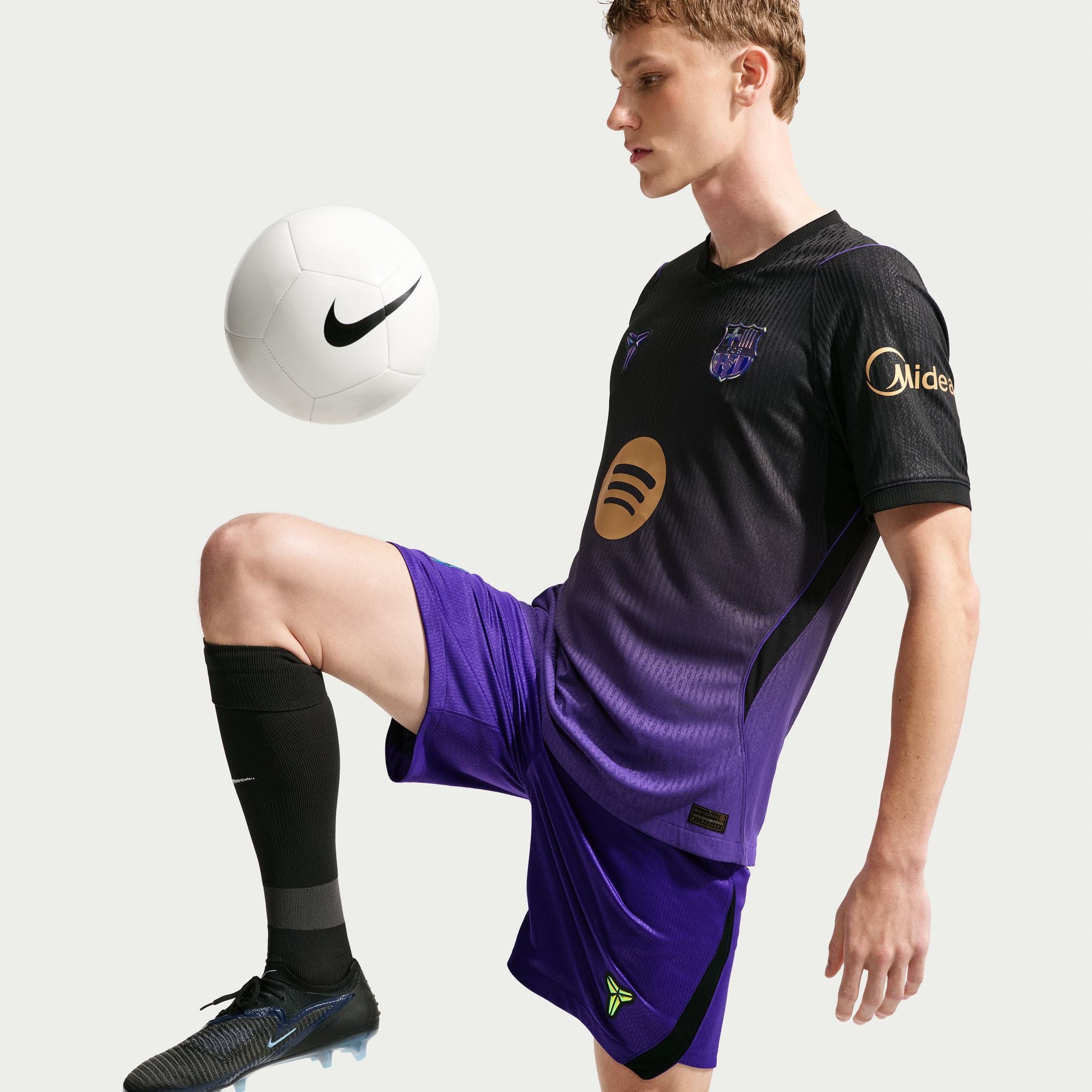 Nike Kobe Bryant FC Barcelona 2026/27 Match Away Men's Aero-FIT Soccer Authentic Jersey