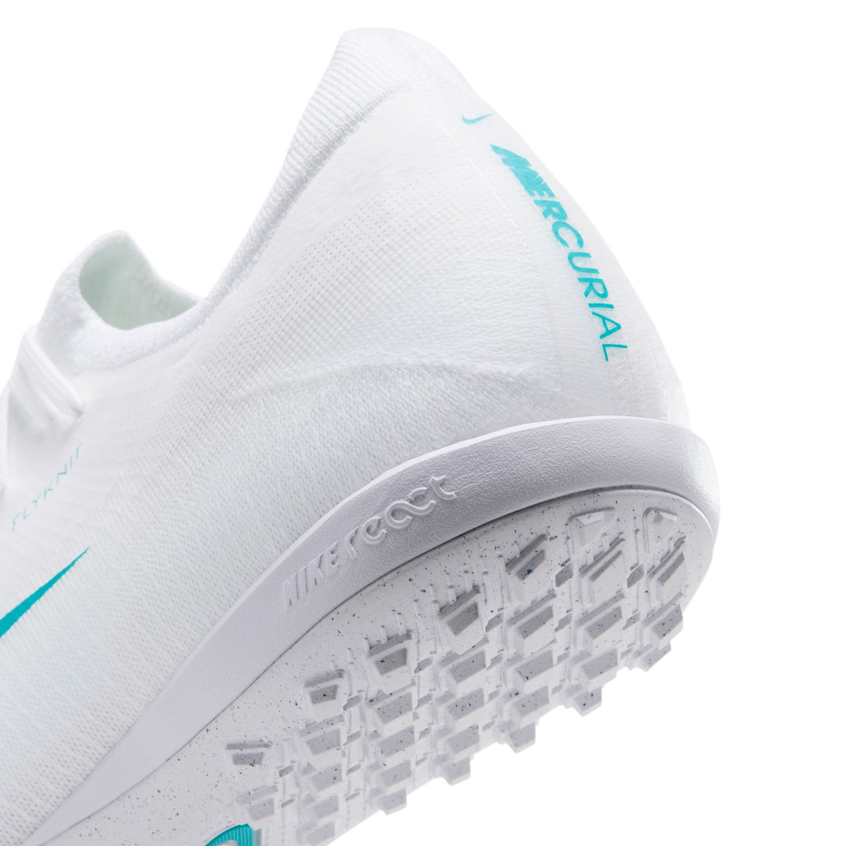 Nike Mercurial Vapor 17 Pro turf soccer shoes in White/Dusty Cactus, heel and outsole detail — IM5811-102