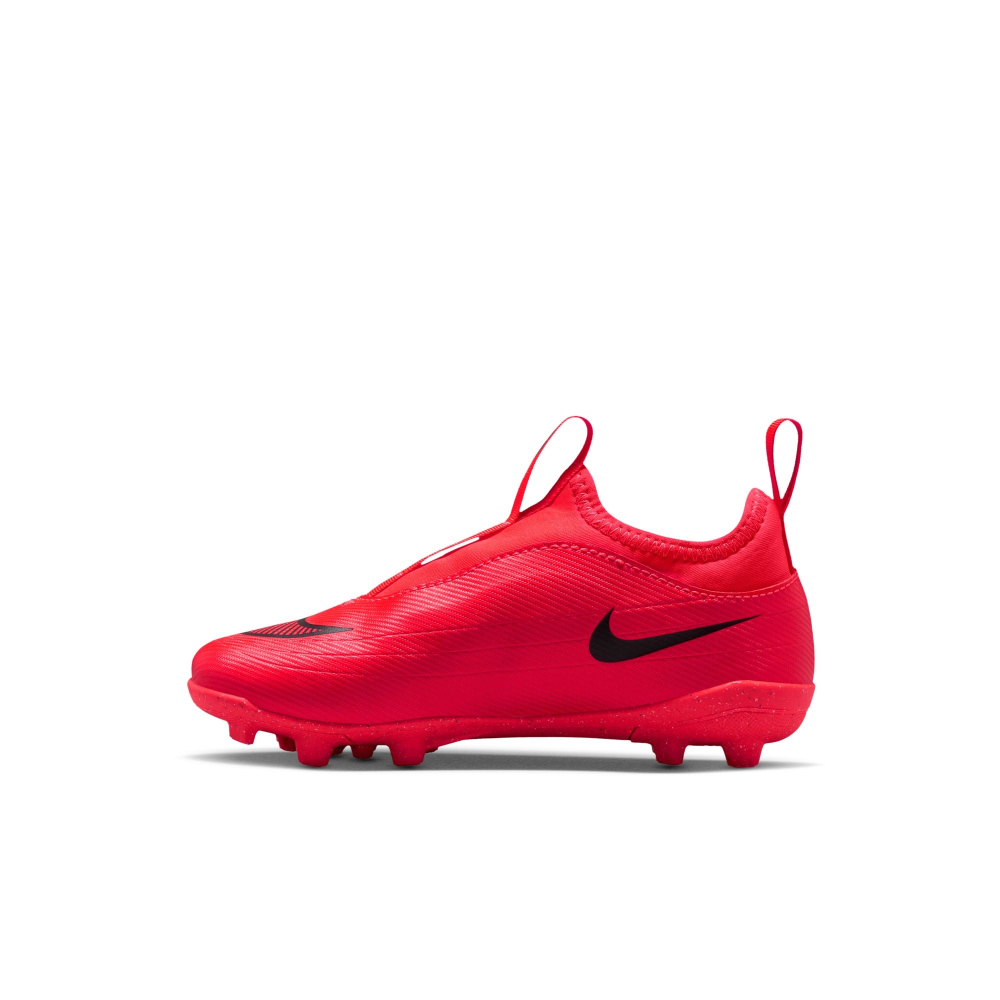 Nike Jr. Mercurial Vapor 17 Club Little Kids' Multi-Ground Low-Top Soccer Cleats