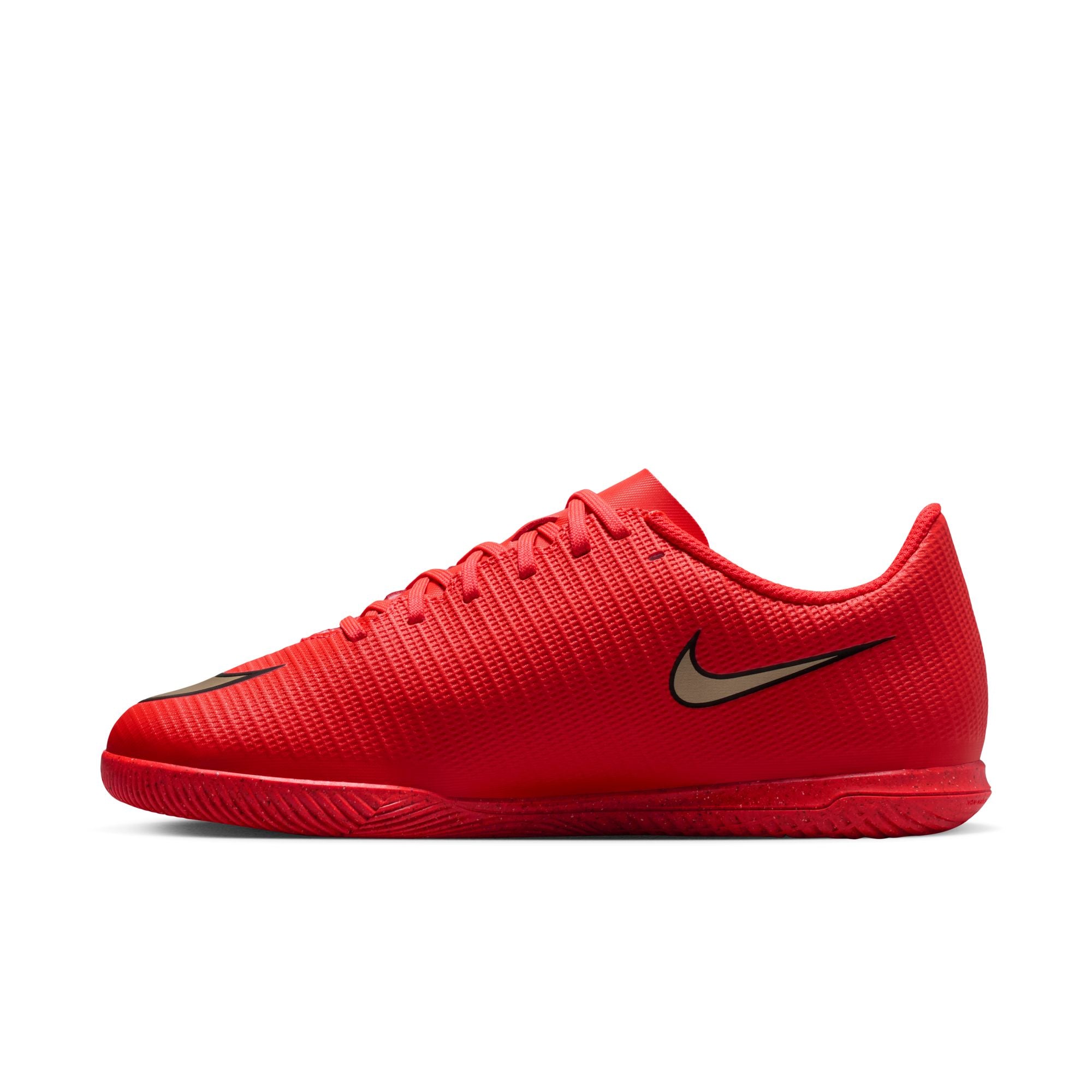 Nike Jr. Mercurial Vapor 17 Club Big Kids' Indoor/Court Low-Top Soccer Shoes