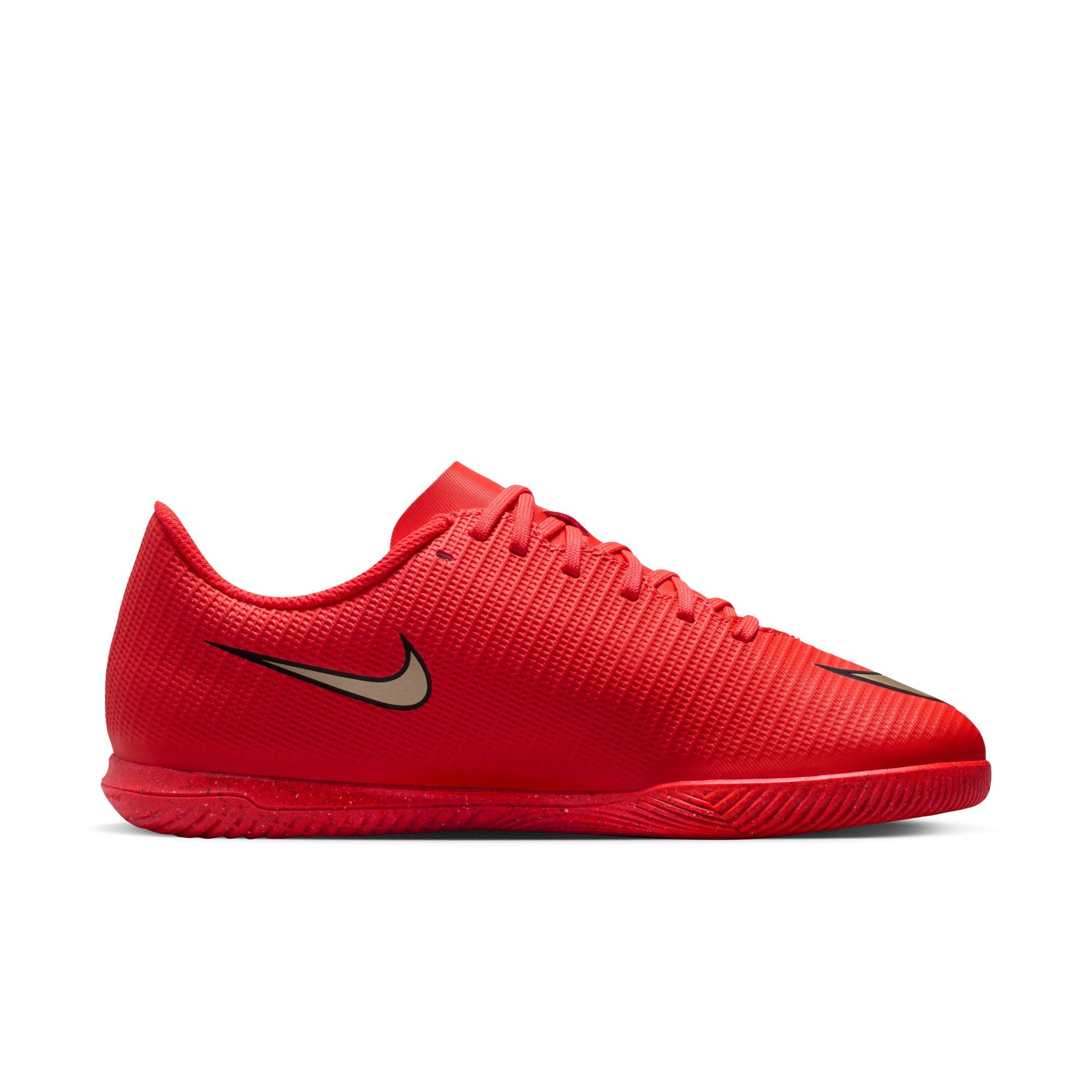 Nike Jr. Mercurial Vapor 17 Club Big Kids' Indoor/Court Low-Top Soccer Shoes