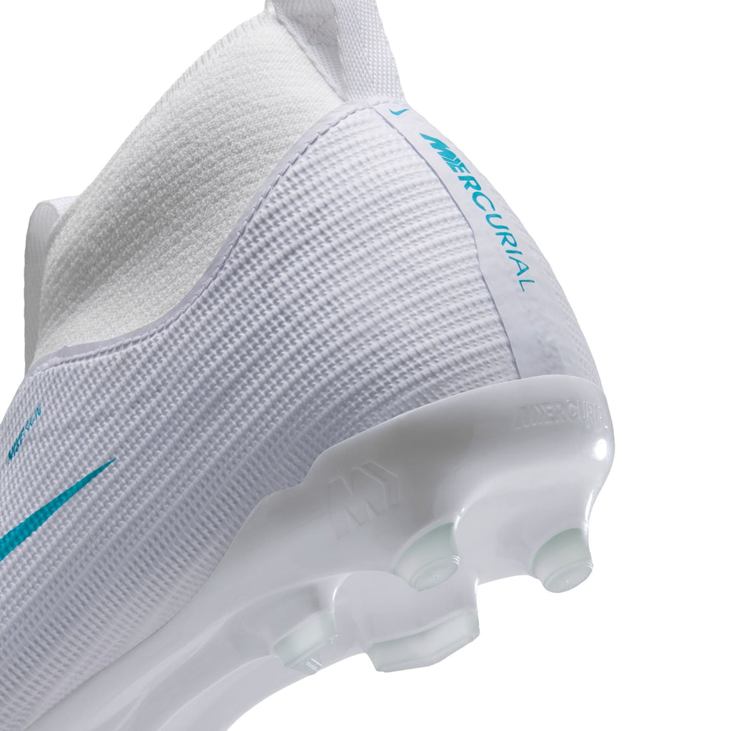 Nike Jr. Mercurial Superfly 11 Academy MG in White/Dusty Cactus – detail view