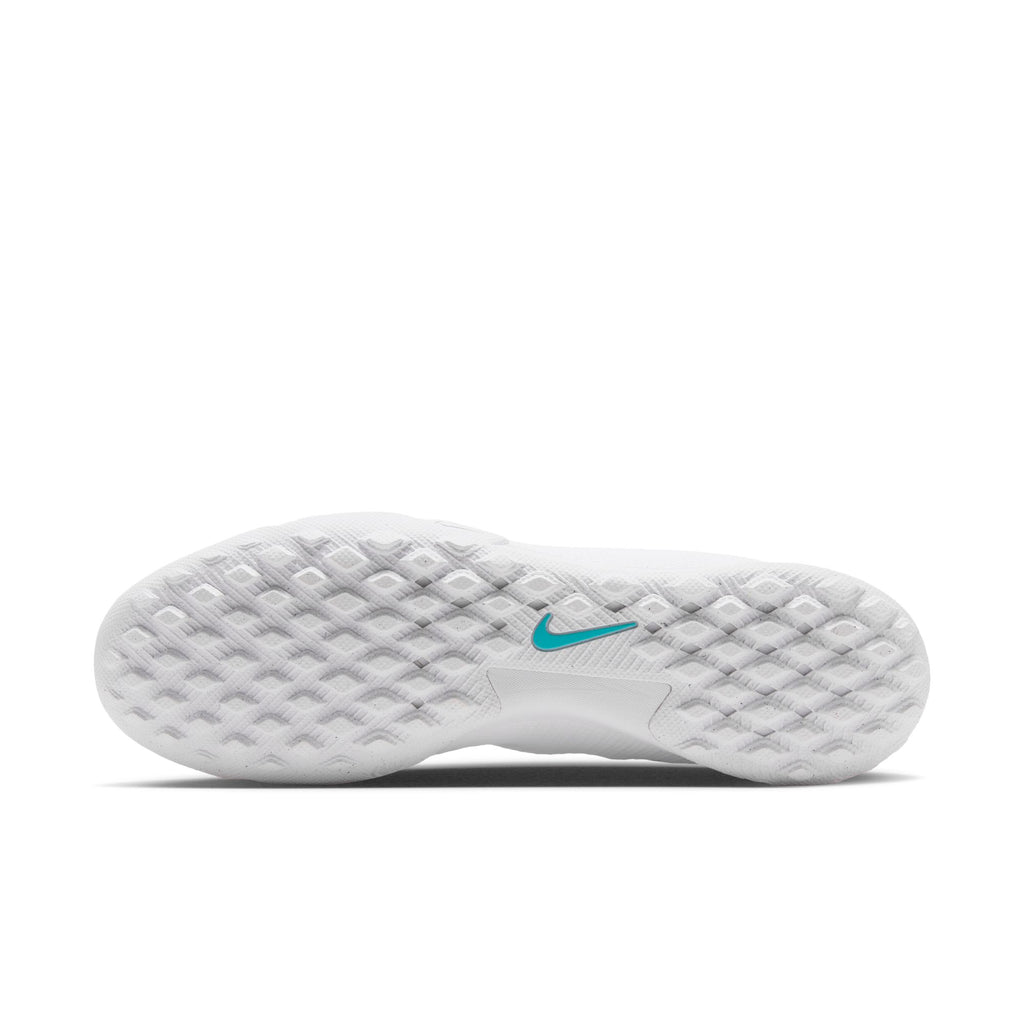 Nike Mercurial Vapor 17 Academy Turf Low-Top Soccer Shoes