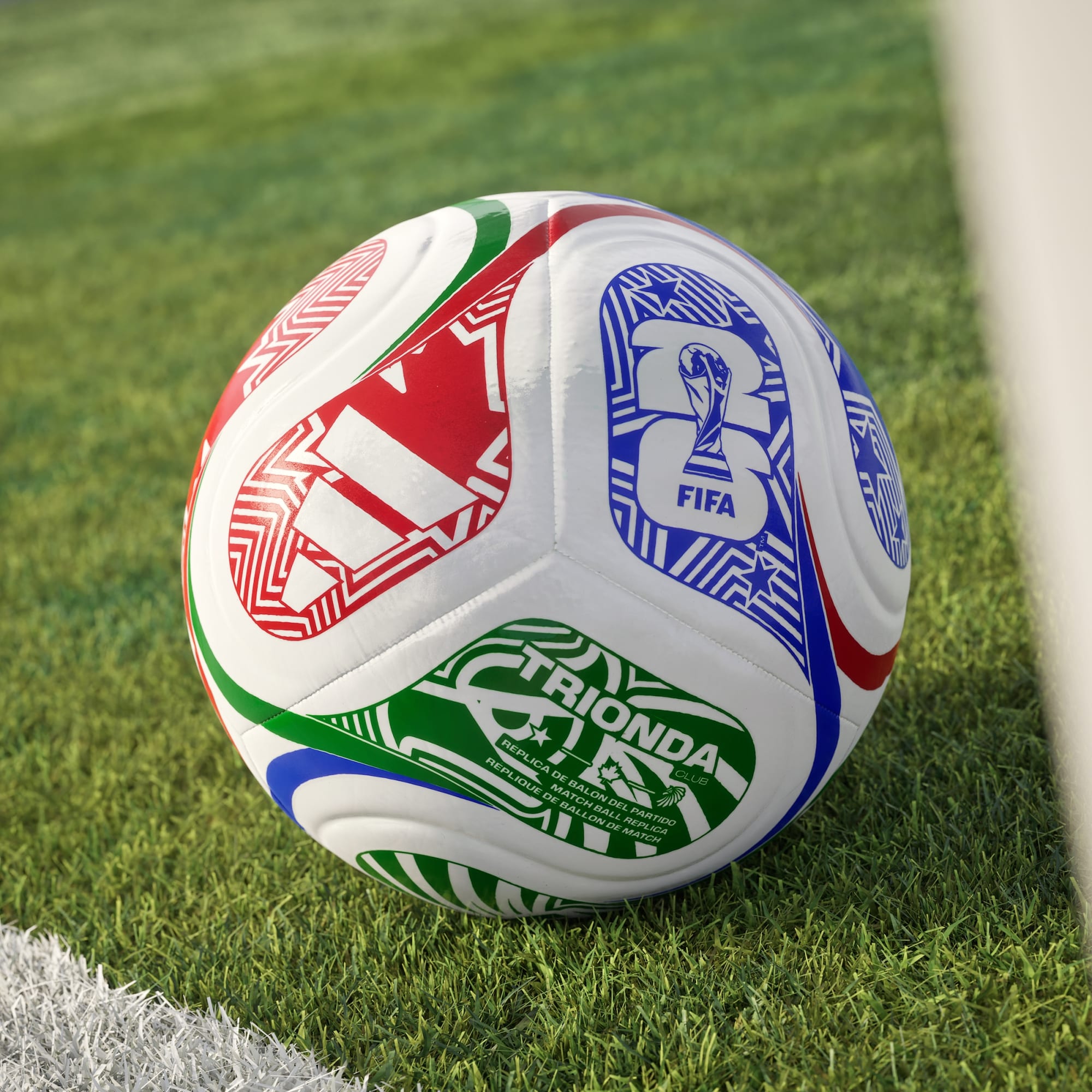 adidads FIFA World Cup 26™ Trionda Club Ball
