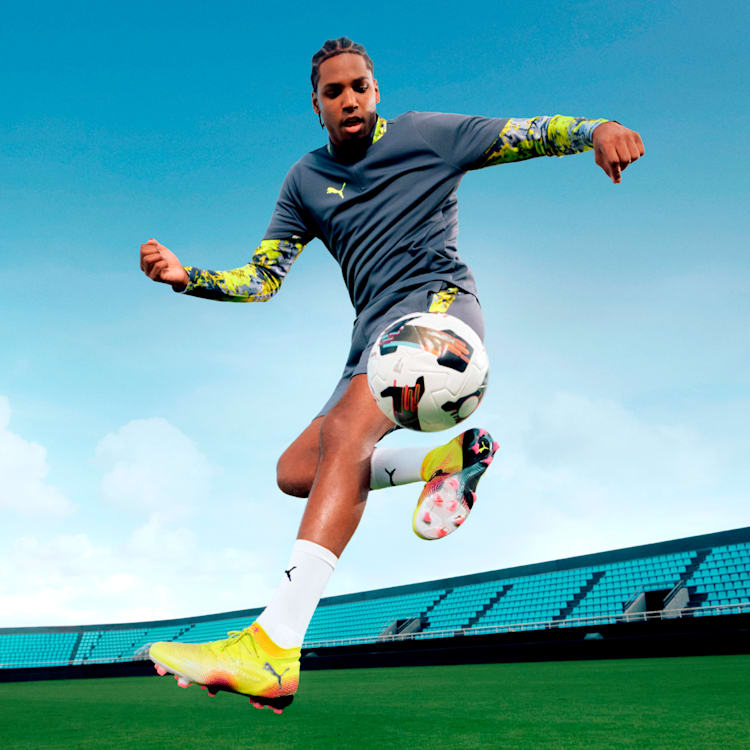 Puma FUTURE 8 ULTIMATE Firm Ground Soccer Cleats