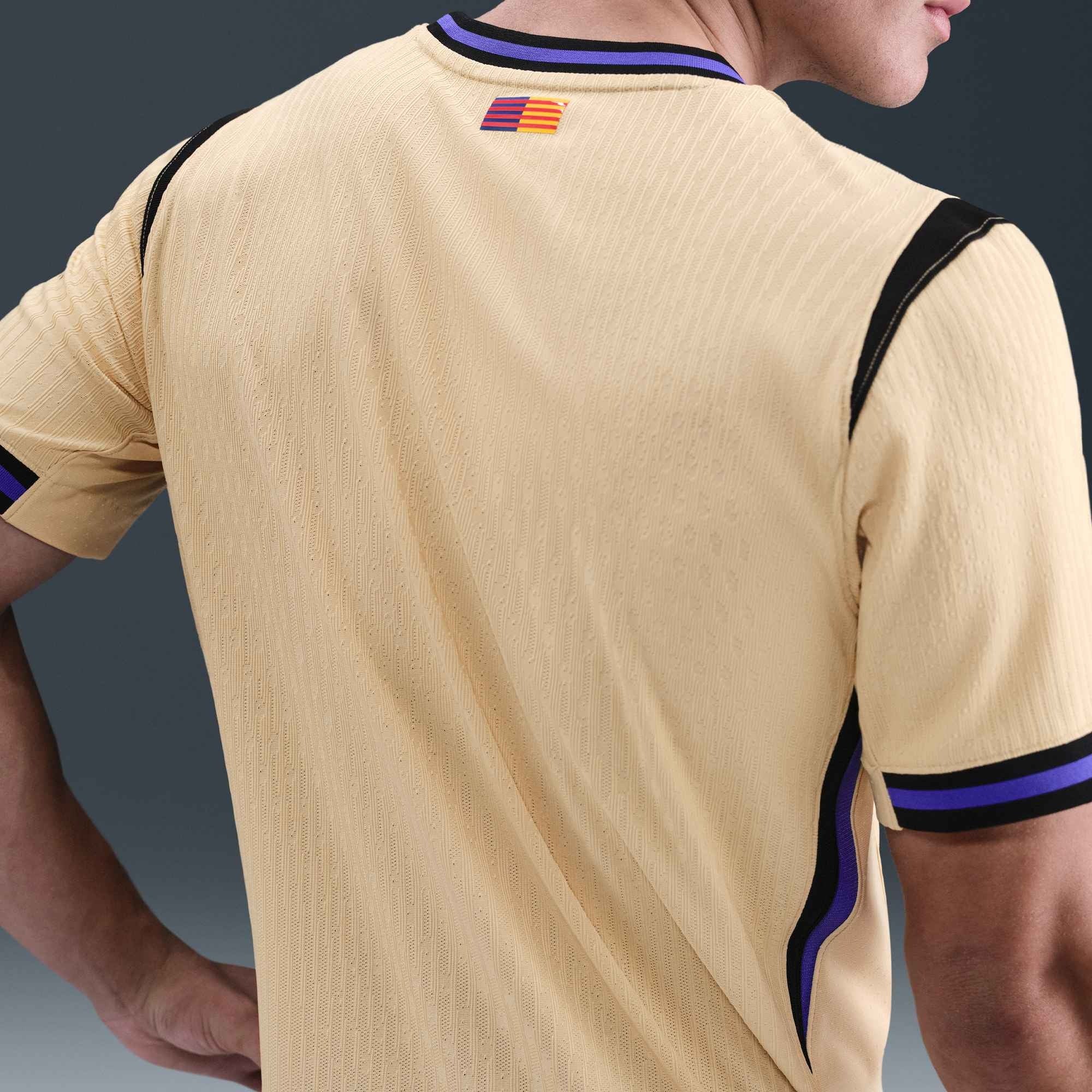 Nike FC Barcelona 2025/26 Men's Authentic Away Jersey | Nike