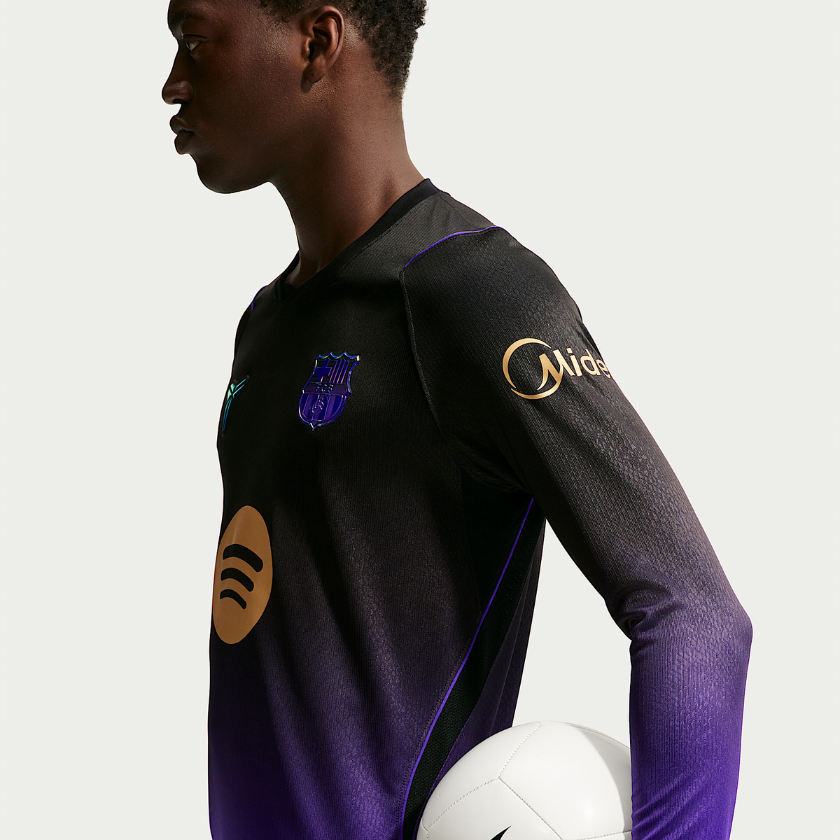 F.C. Barcelona 2026/27 Stadium Away Men's Kobe Dri-FIT Football Long-Sleeve Replica Jersey — Field Purple and black, sleeve detail — IR0045-505
