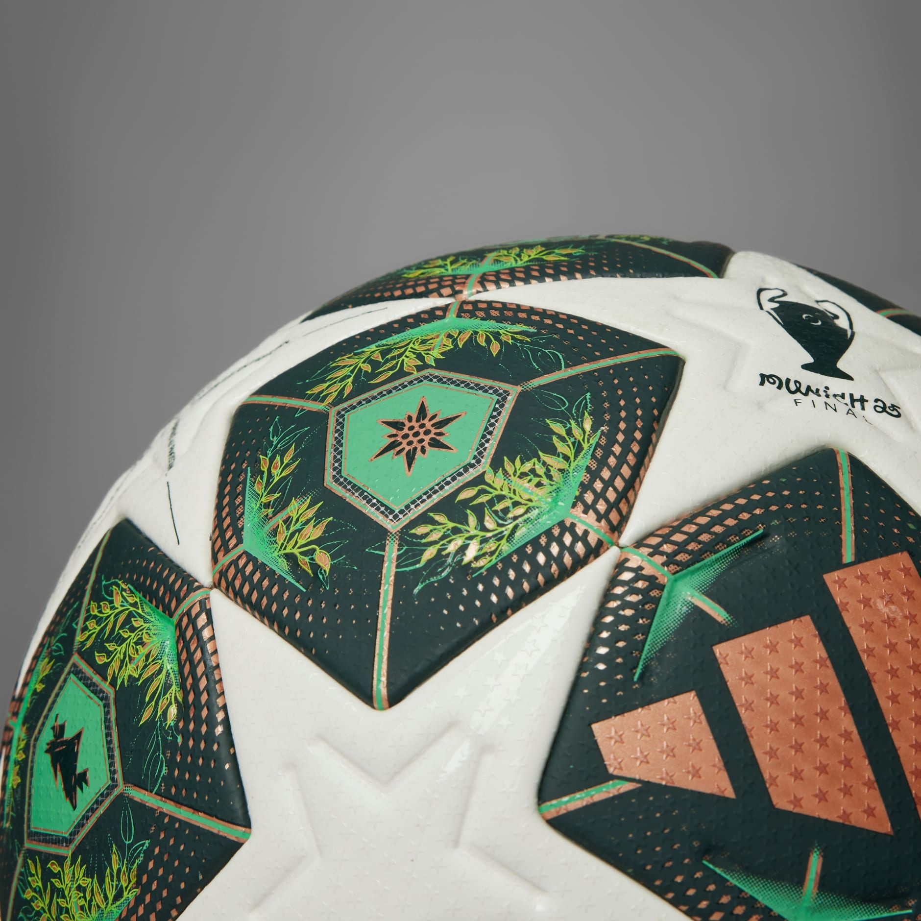 adidas UCL Pro 24/25 Knockout Phase Ball
