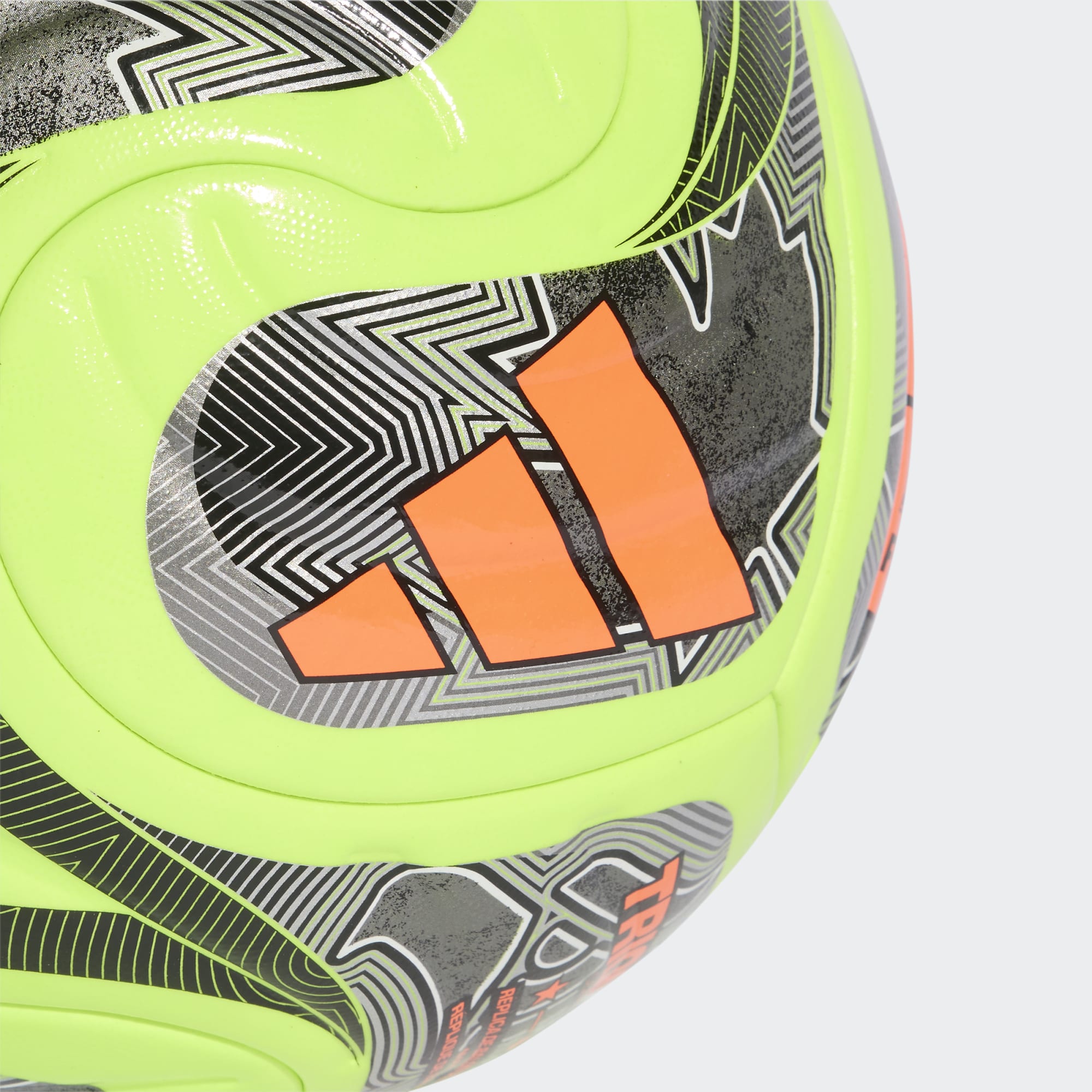 adidas Trionda World Cup 2026 Competition Winter Soccer Ball