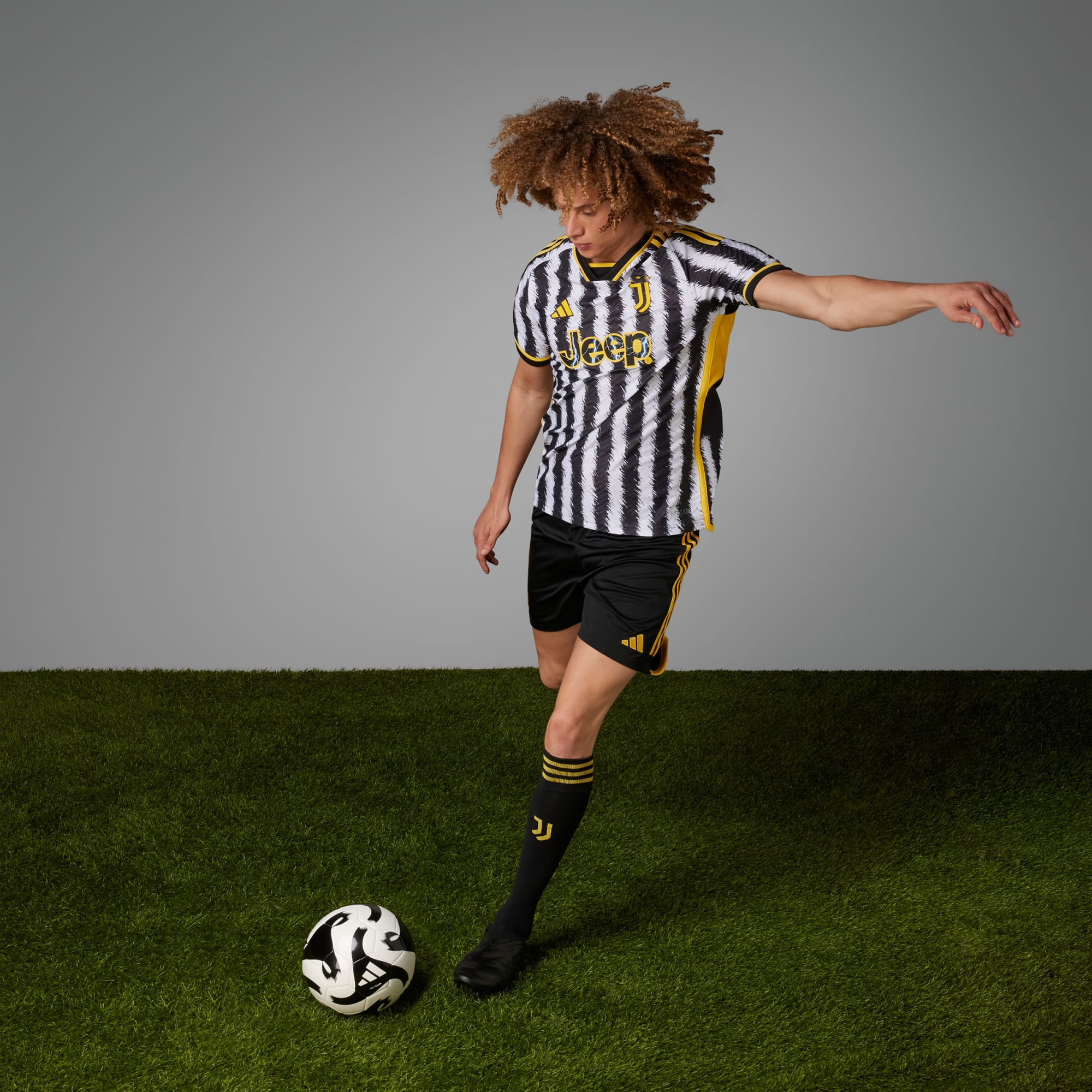 adidas JUVENTUS 23/24 HOME AUTHENTIC JERSEY - HR8248-ADIDAS by adidas | Available at Niky's Sports