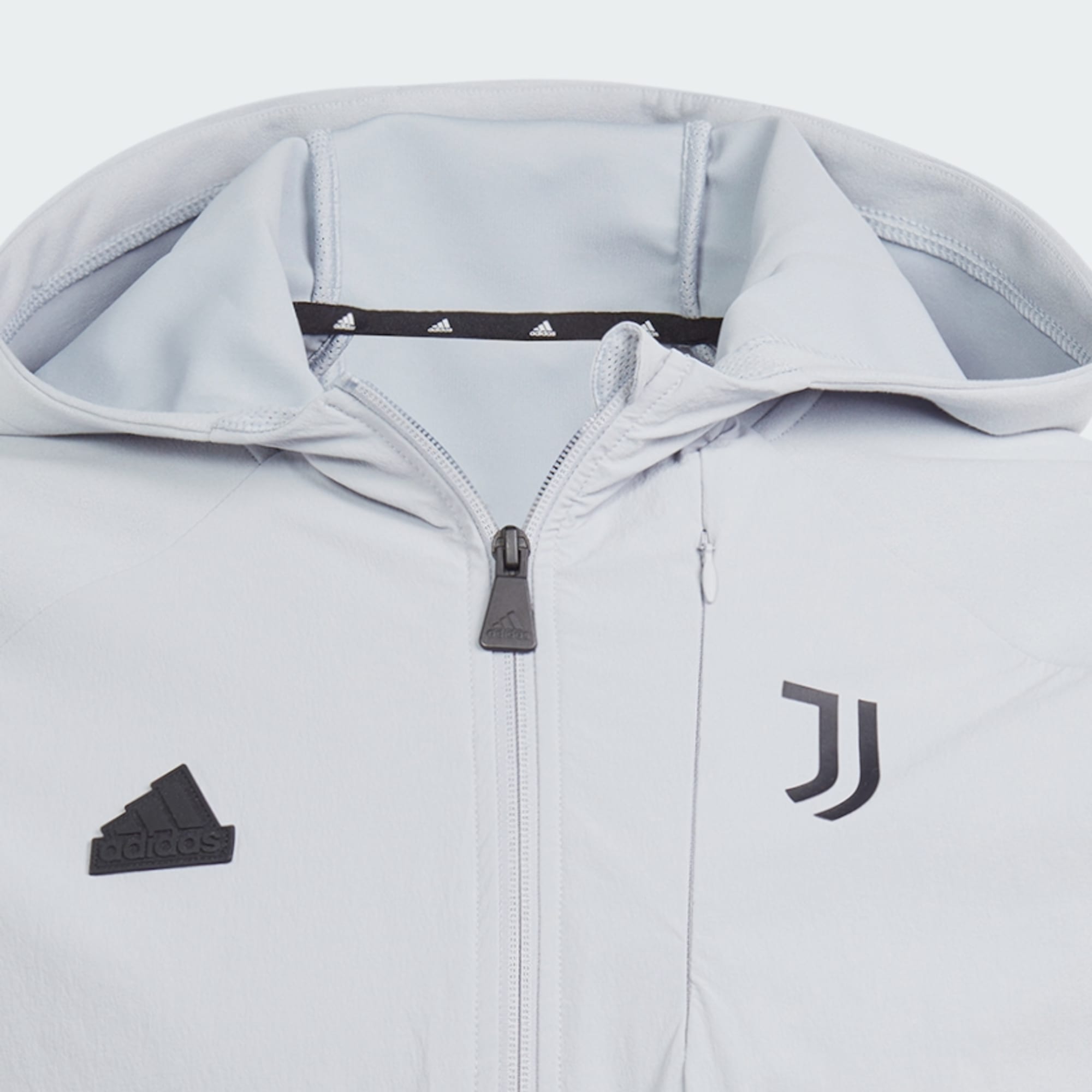 adidas JUVENTUS DESIGNED FOR GAMEDAY FULL-ZIP HOODIE