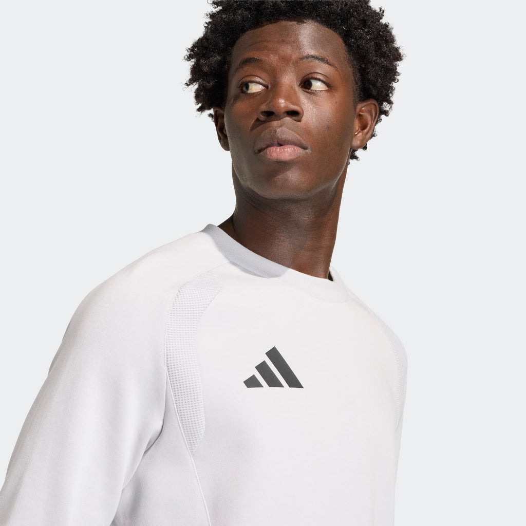 adidas TIRO TRAVEL CREW Sweatshirt