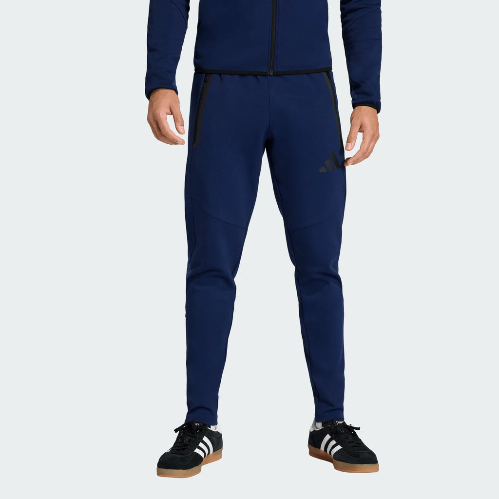Tiro Travel Sweat Pants