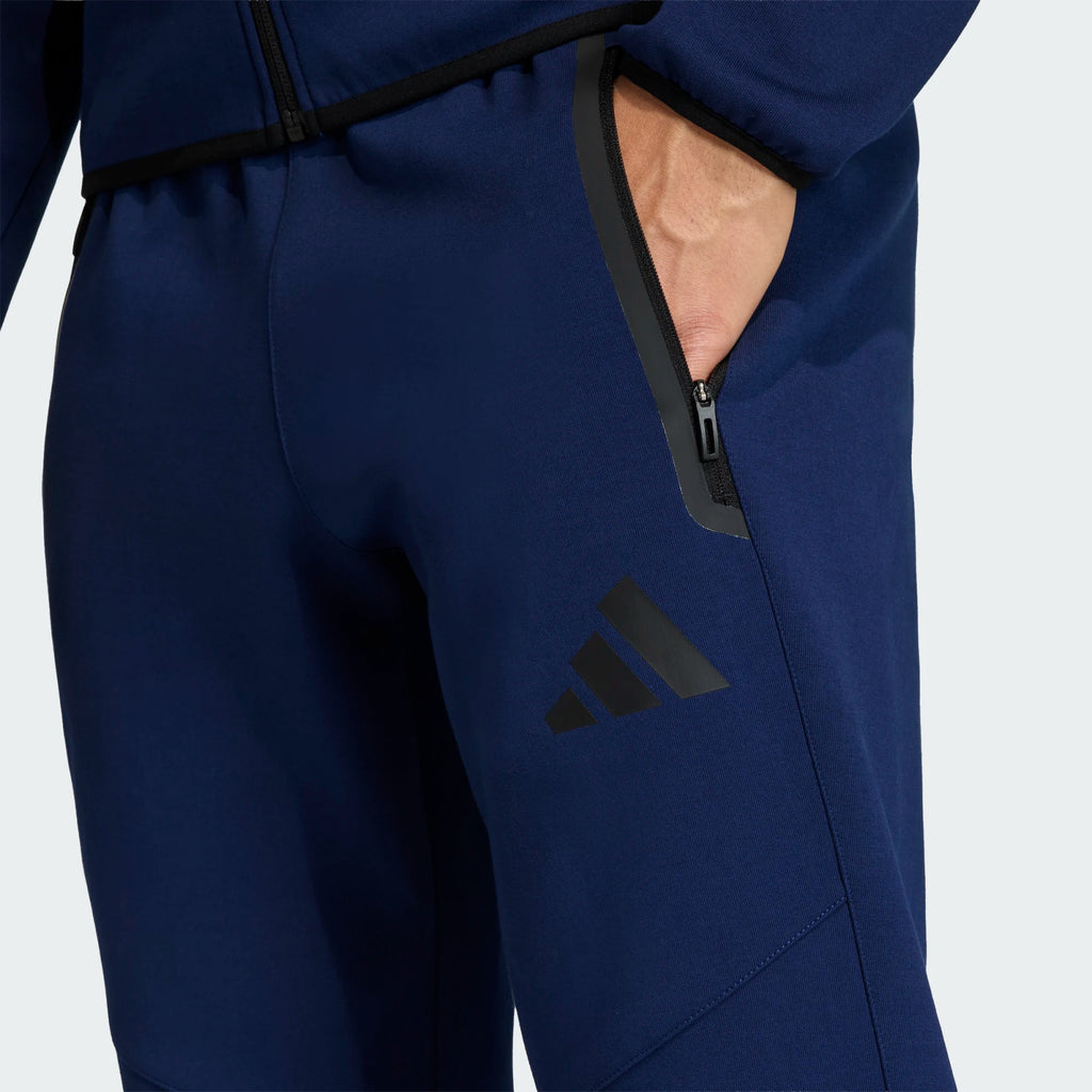 Tiro Travel Sweat Pants