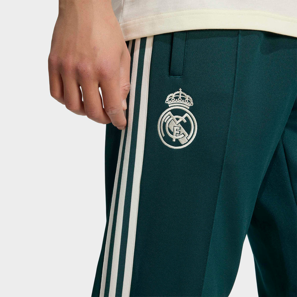 adidas Real Madrid Originals Track Pants – model Detail View 1