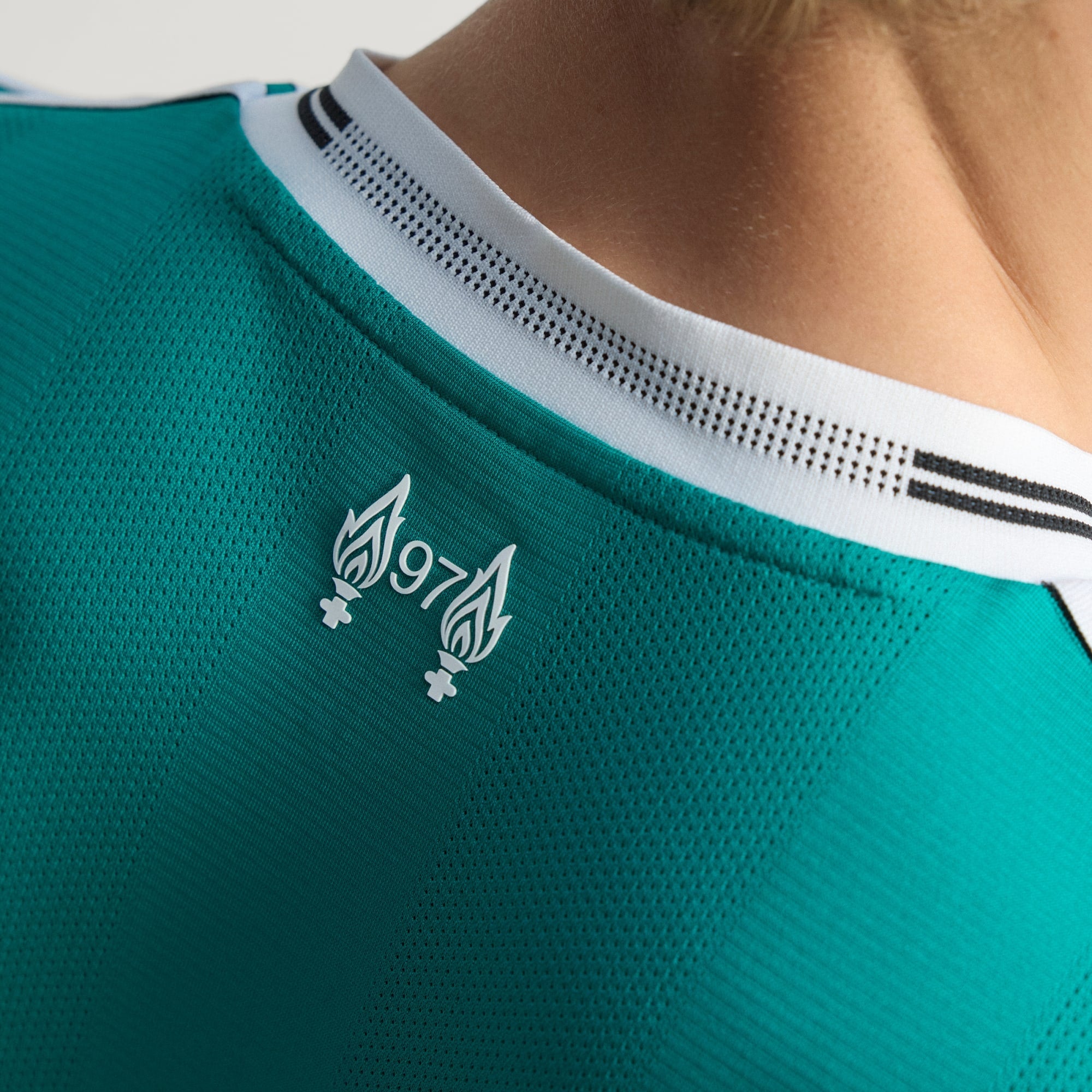 adidas LIVERPOOL FC 25/26 THIRD AUTHENTIC JERSEY