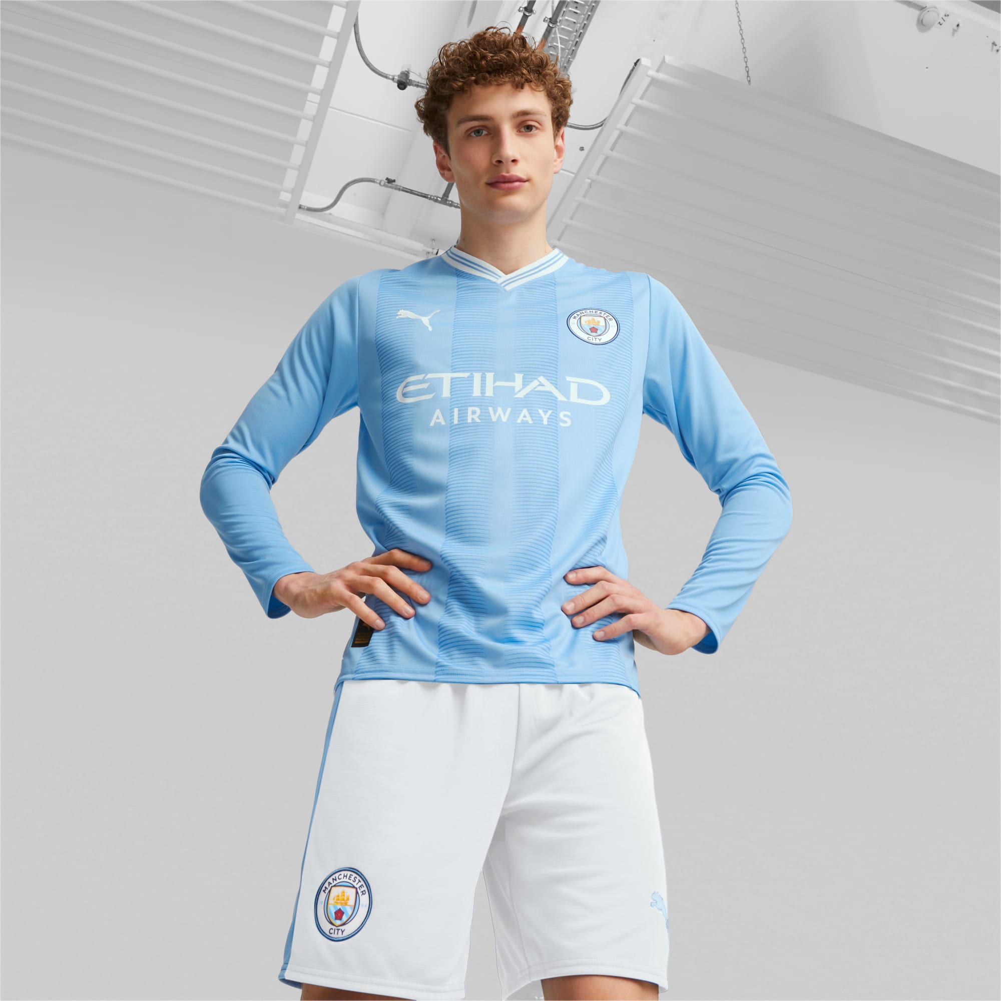 Puma Men's Manchester City 2023/24 Authentic Home Jersey Light Blue/White, L