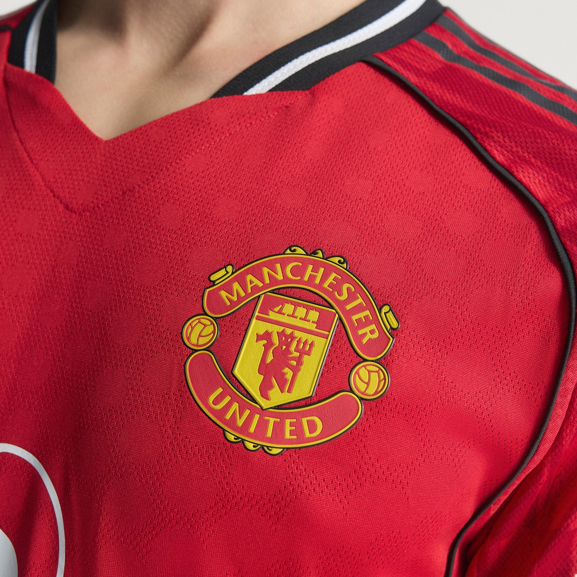 adidas Manchester United 25/26 Home Authentic Jersey