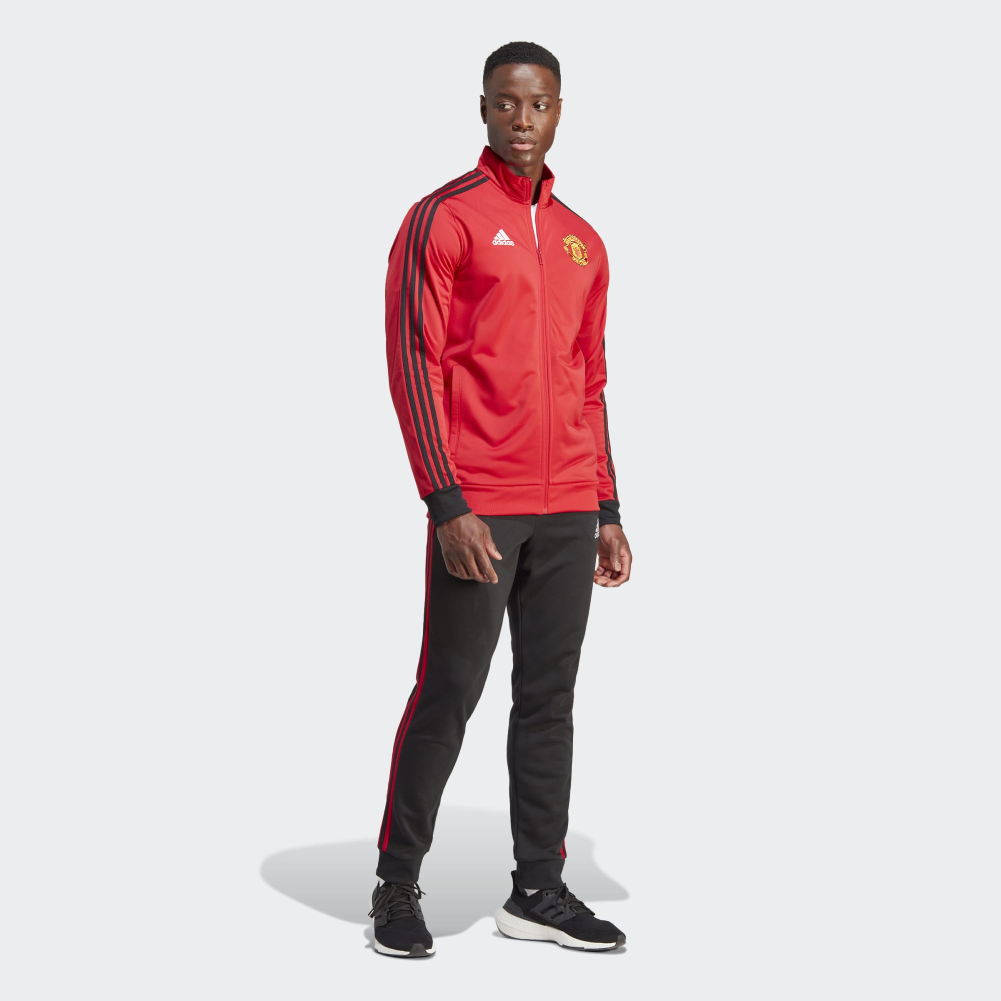 Adidas man hotsell utd tracksuit