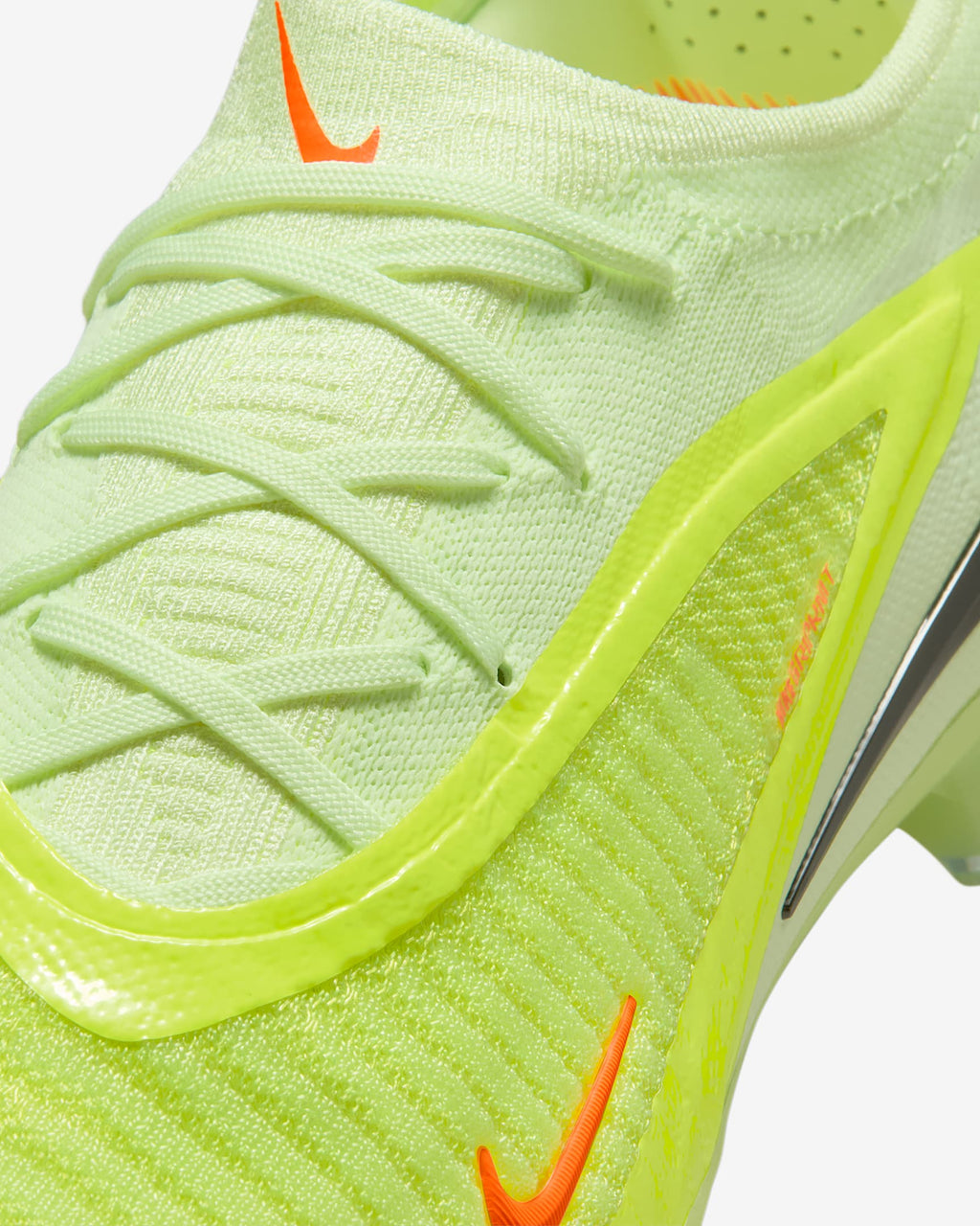 Nike Phantom 6 Low Elite Firm-Ground Soccer Cleats