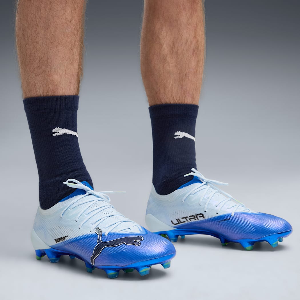 PUMA ULTRA NITRO 7 ULTIMATE FG in Ultra Blue / Icy Blue / black / Lime Squeeze – on-foot view