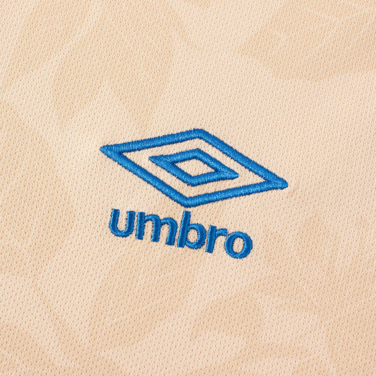 Umbro El Salvador Prematch Jersey 25/26 - UUM1ESAJ525106-TMC-UMBRO by Umbro | Available at Niky's Sports