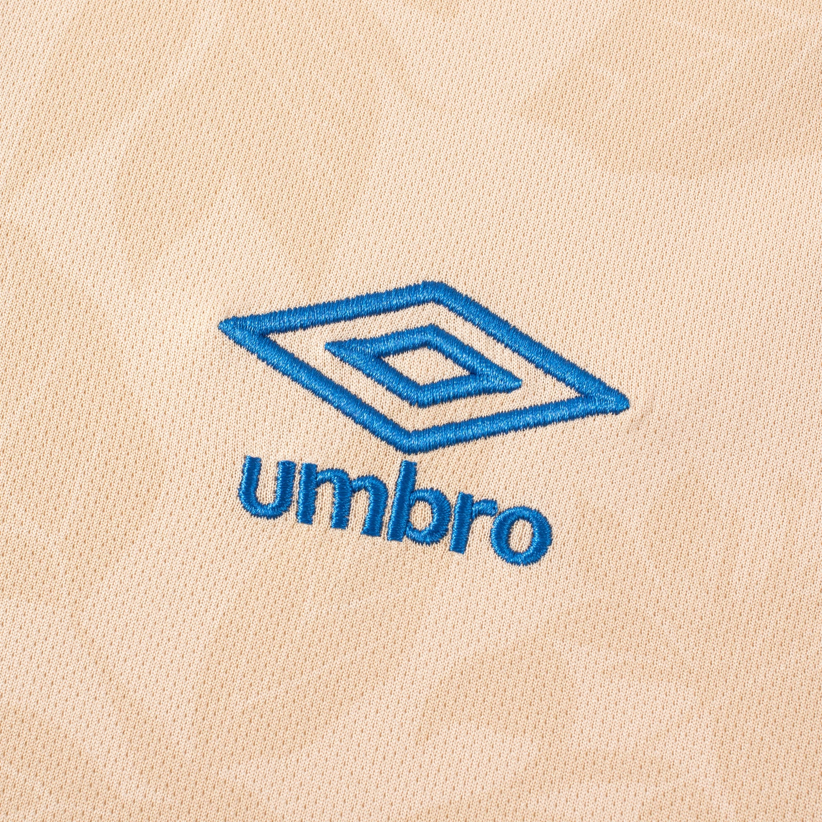 Umbro El Salvador Prematch Jersey 25/26 - UUM1ESAJ525106-TMC-UMBRO by Umbro | Available at Niky's Sports