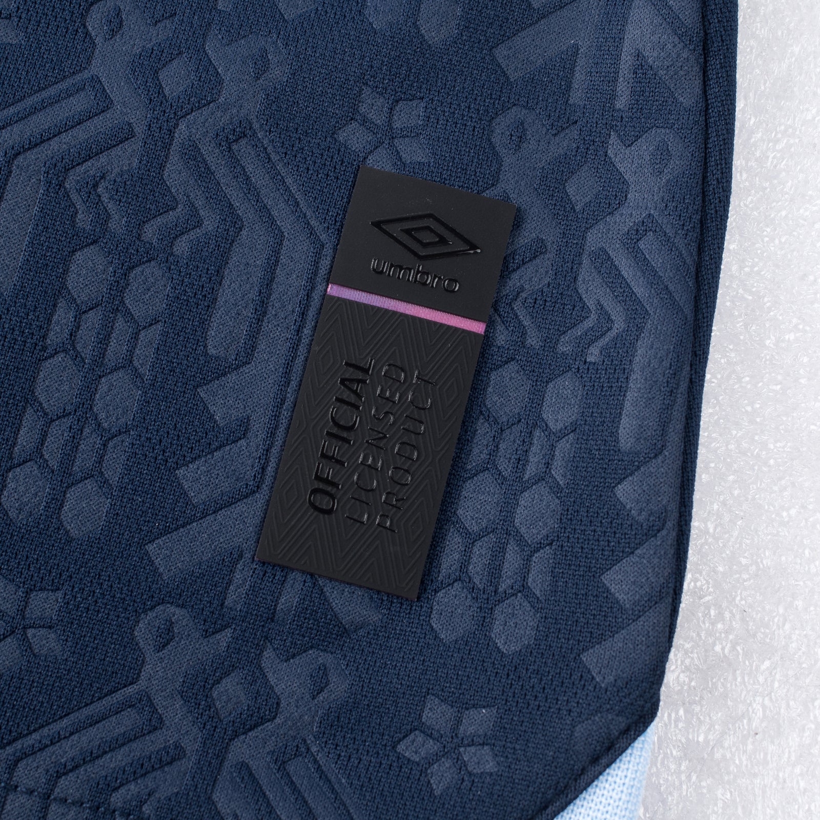 Umbro Guatemala Men's Long Sleeve Away Jersey 25/26 - UUM1GUAL525102-KIT-UMBRO by Umbro | Available at Niky's Sports