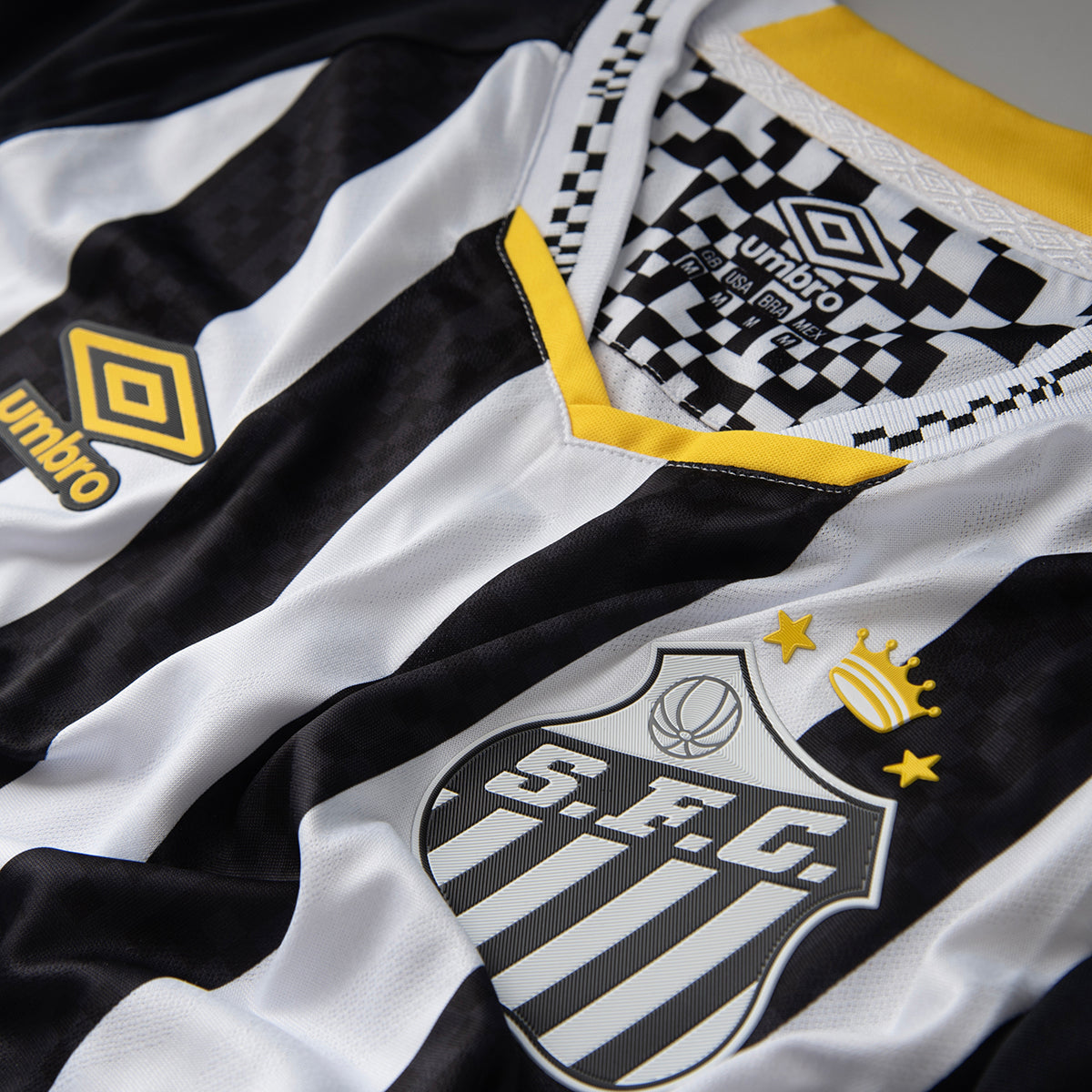 Umbro Men's Santos FC 25/26 Away Jersey - UUM1U31S03763-UMBRO by Umbro | Available at Niky's Sports
