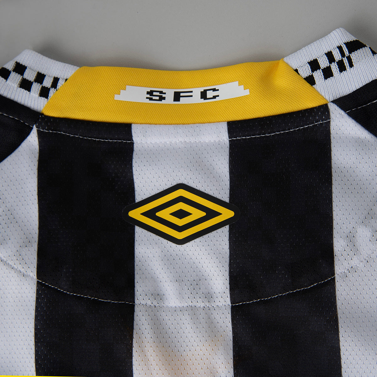 Umbro Men's Santos FC 25/26 Away Jersey - UUM1U31S03763-UMBRO by Umbro | Available at Niky's Sports