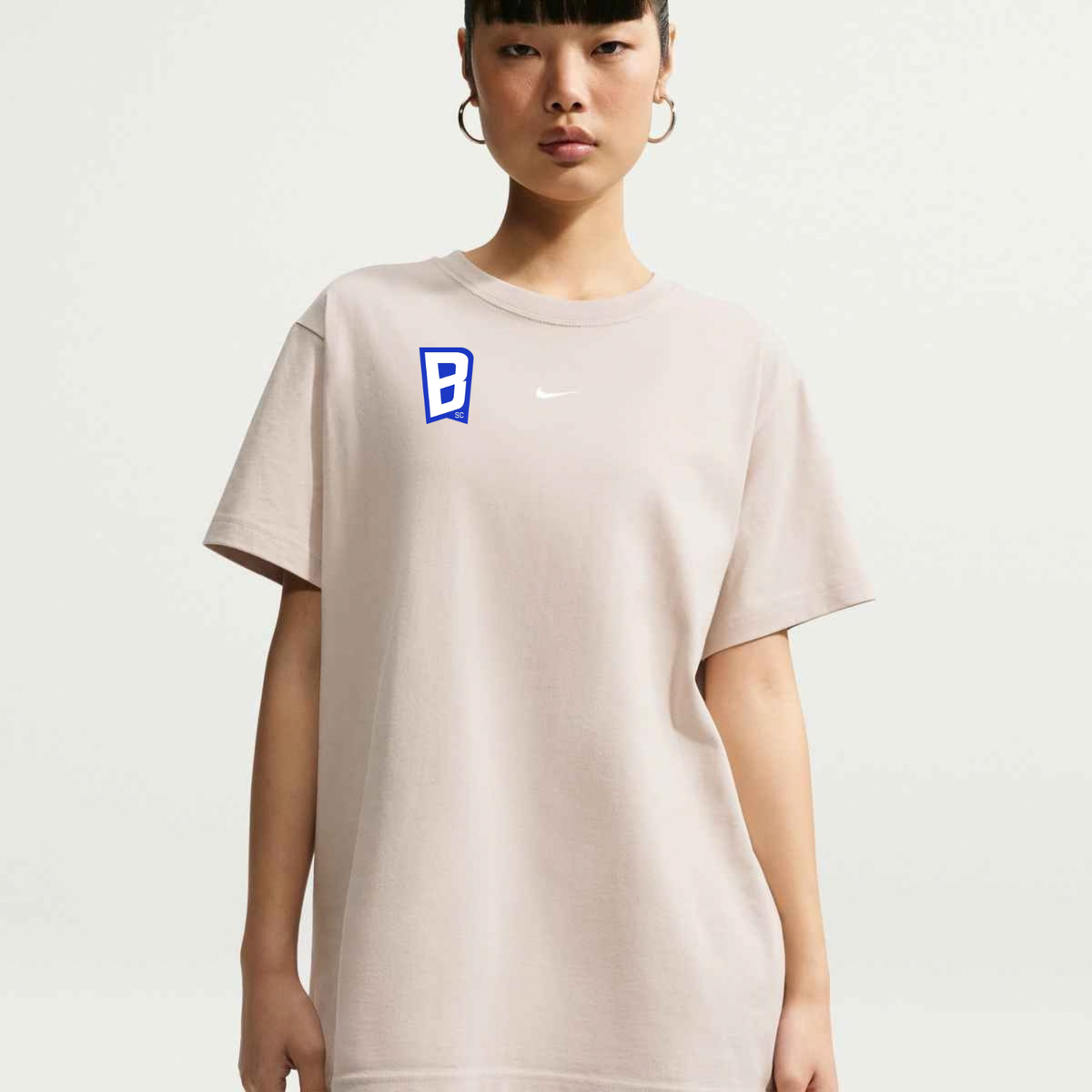 Nike SC BLUES Sportswear Classic Women's Oversized T-Shirt