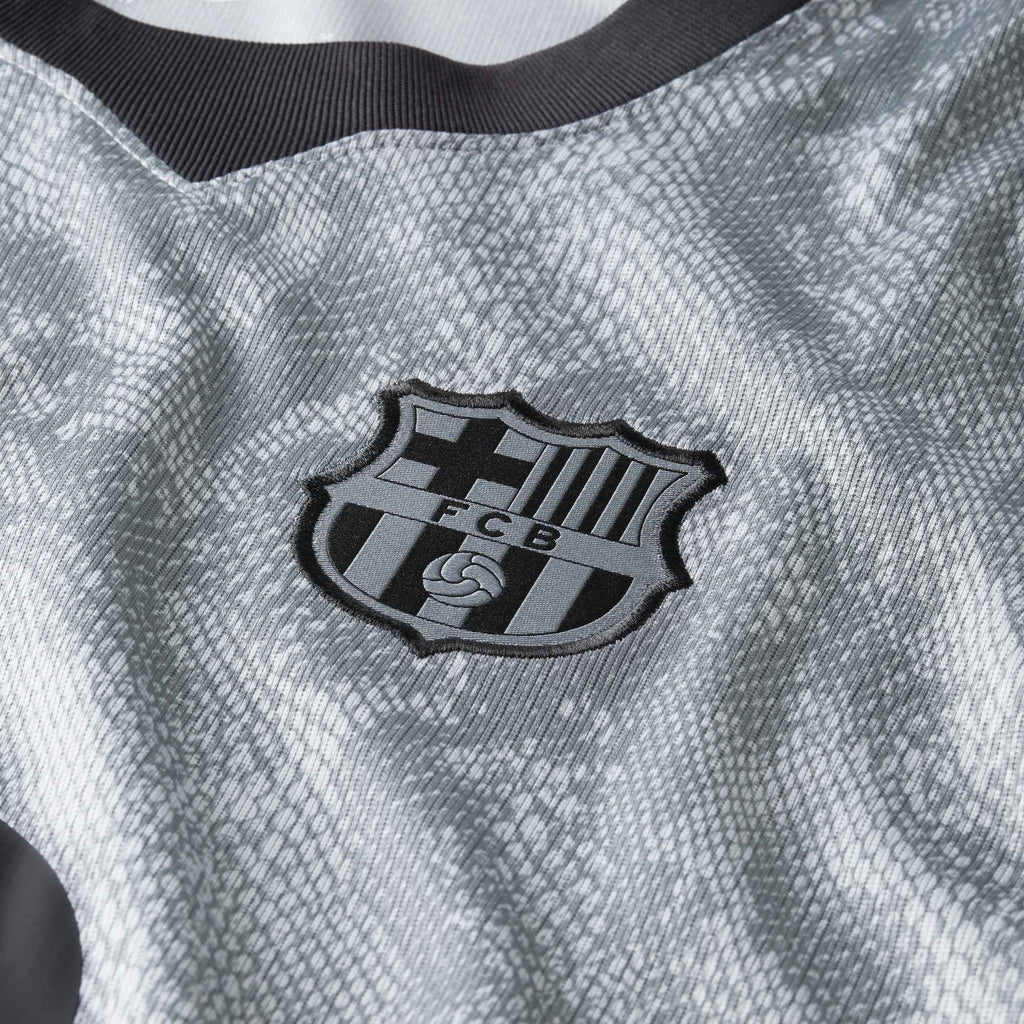 NIKE FC Barcelona 2026/27 Stadium Goalkeeper Away Big Kids' Kobe Dri-FIT Soccer Replica Jersey