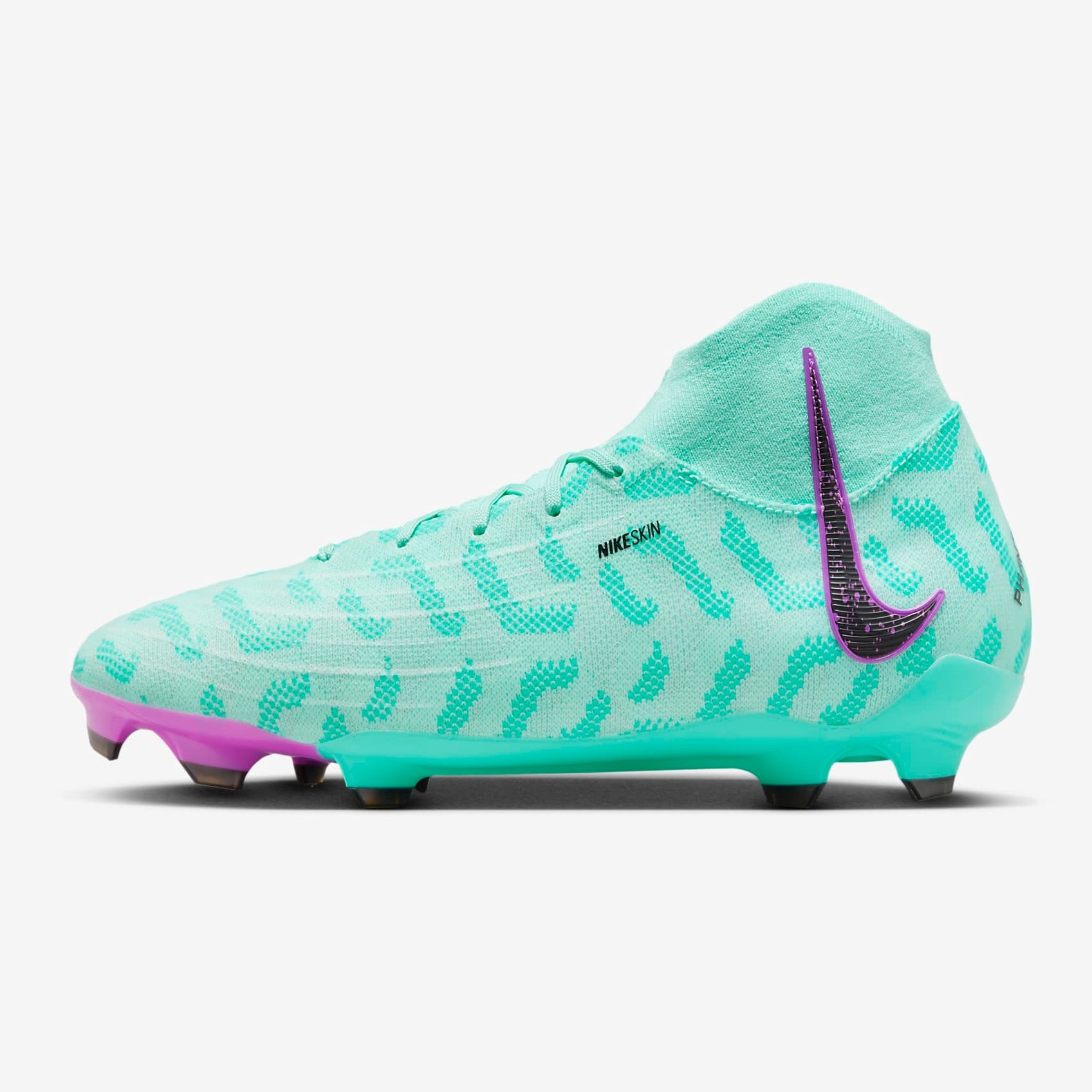 Nike Phantom Luna Women's Firm-Ground Soccer Cleats