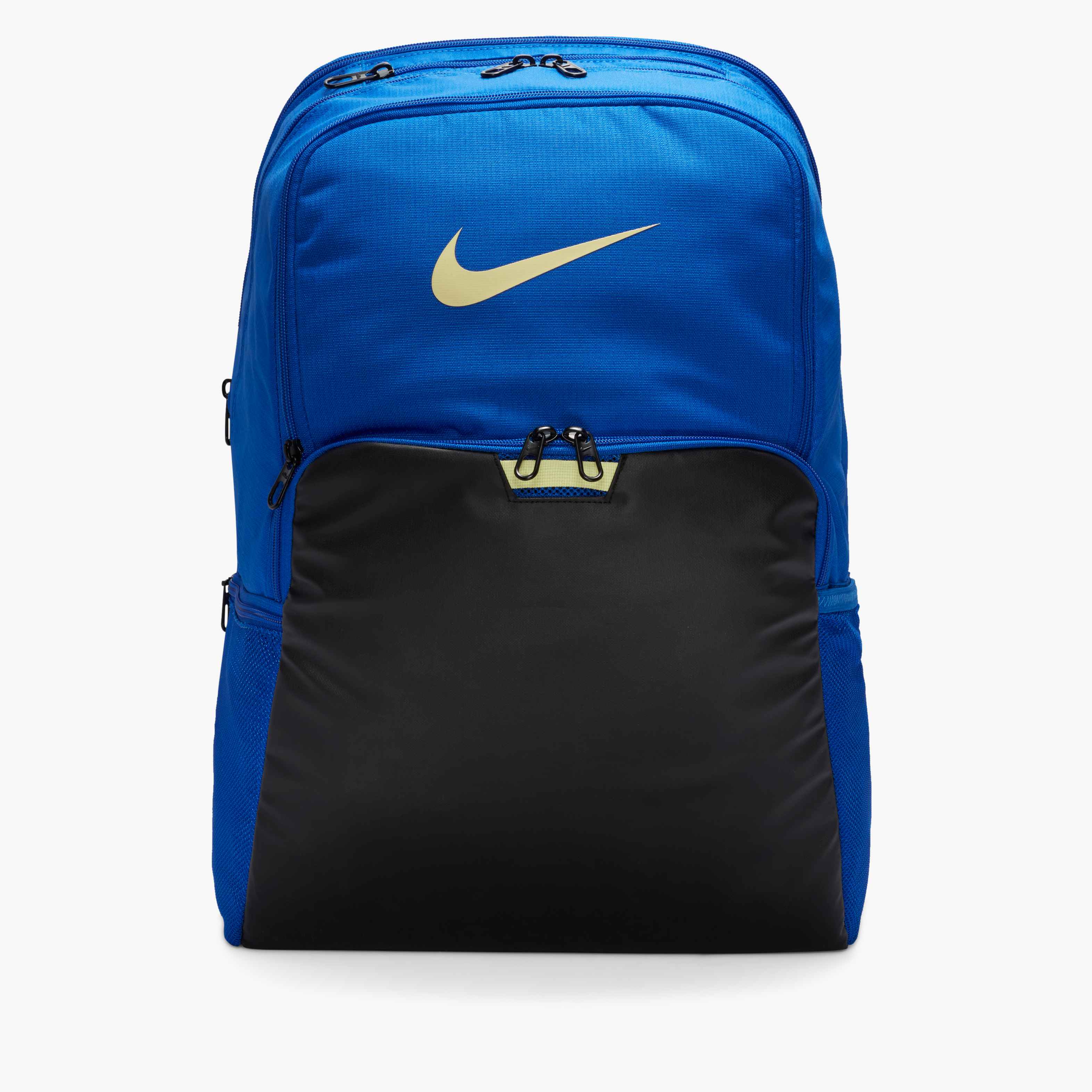 nike brasilia 5 backpack xl Unisex 9.5 Training (Medium, 24L), Iron Grey/Black/White, MISC: Clothing, Shoes & Jewelry Made with at least 50% recycled polyester fibers Nike Brasilia XL Backpack X