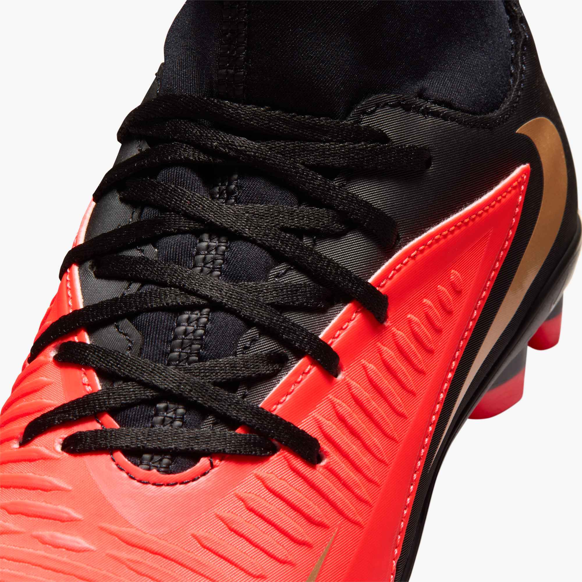 Nike Jr. Phantom 6 High Club Big Kids' Multi-Ground Soccer Cleats