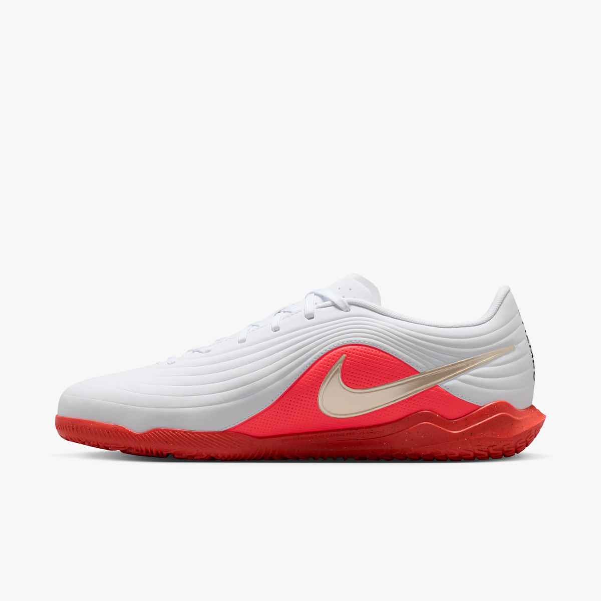 Nike Tiempo Maestro Club Indoor/Court Low-Top Soccer Shoes
