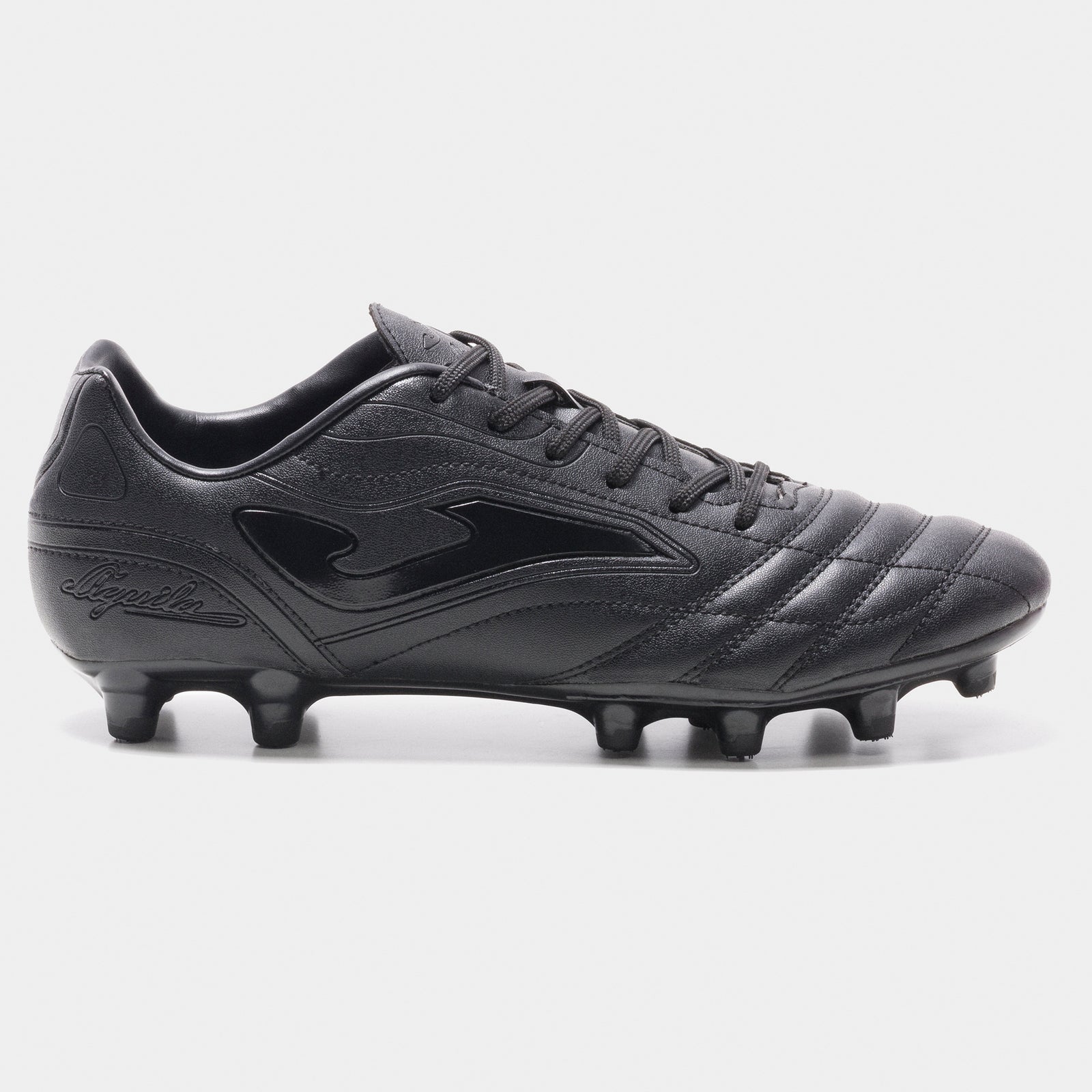 Aguila 821 Firmground Soccer Shoes