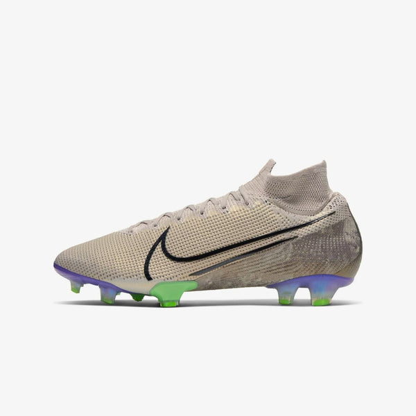 AQ4174-005-NIKE-1_grande.jpg?v