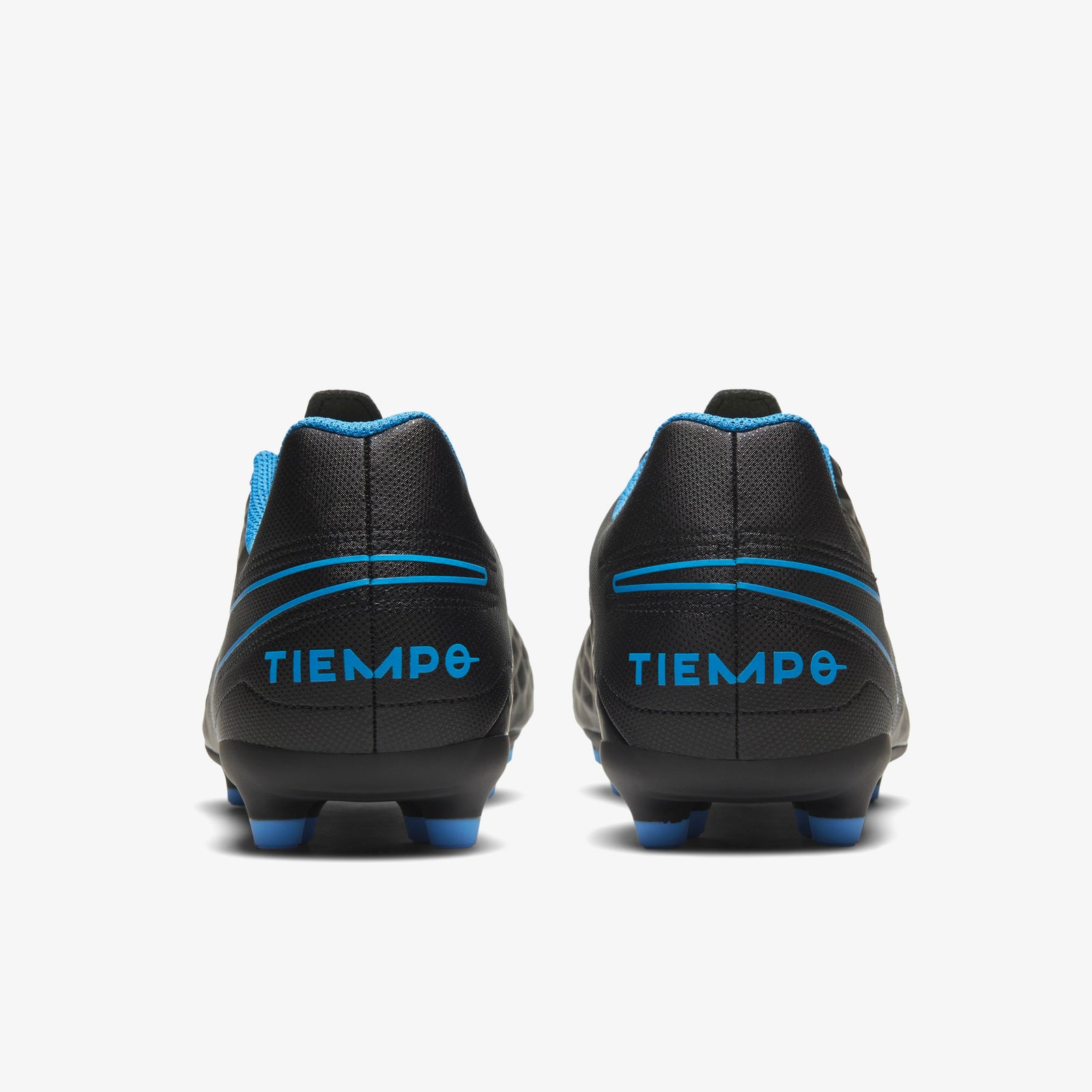 Nike Tiempo Legend 8 Club MG Multi-Ground Soccer Cleat