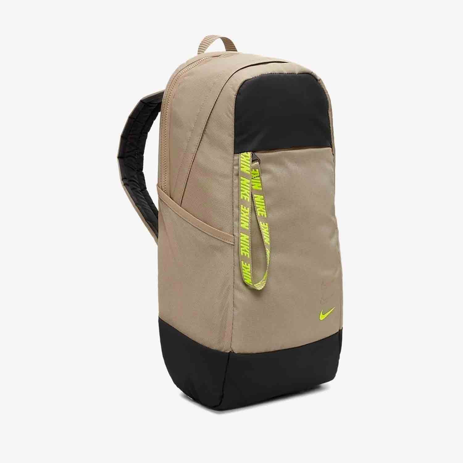 Sportswear Essentials Backpack