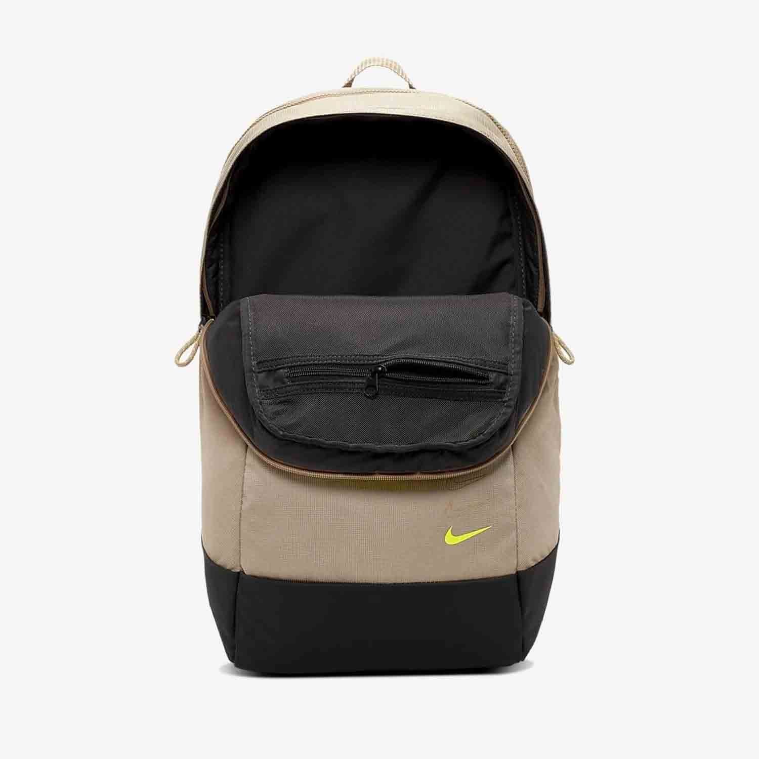 Sportswear Essentials Backpack Sportswear Essentials Backpack