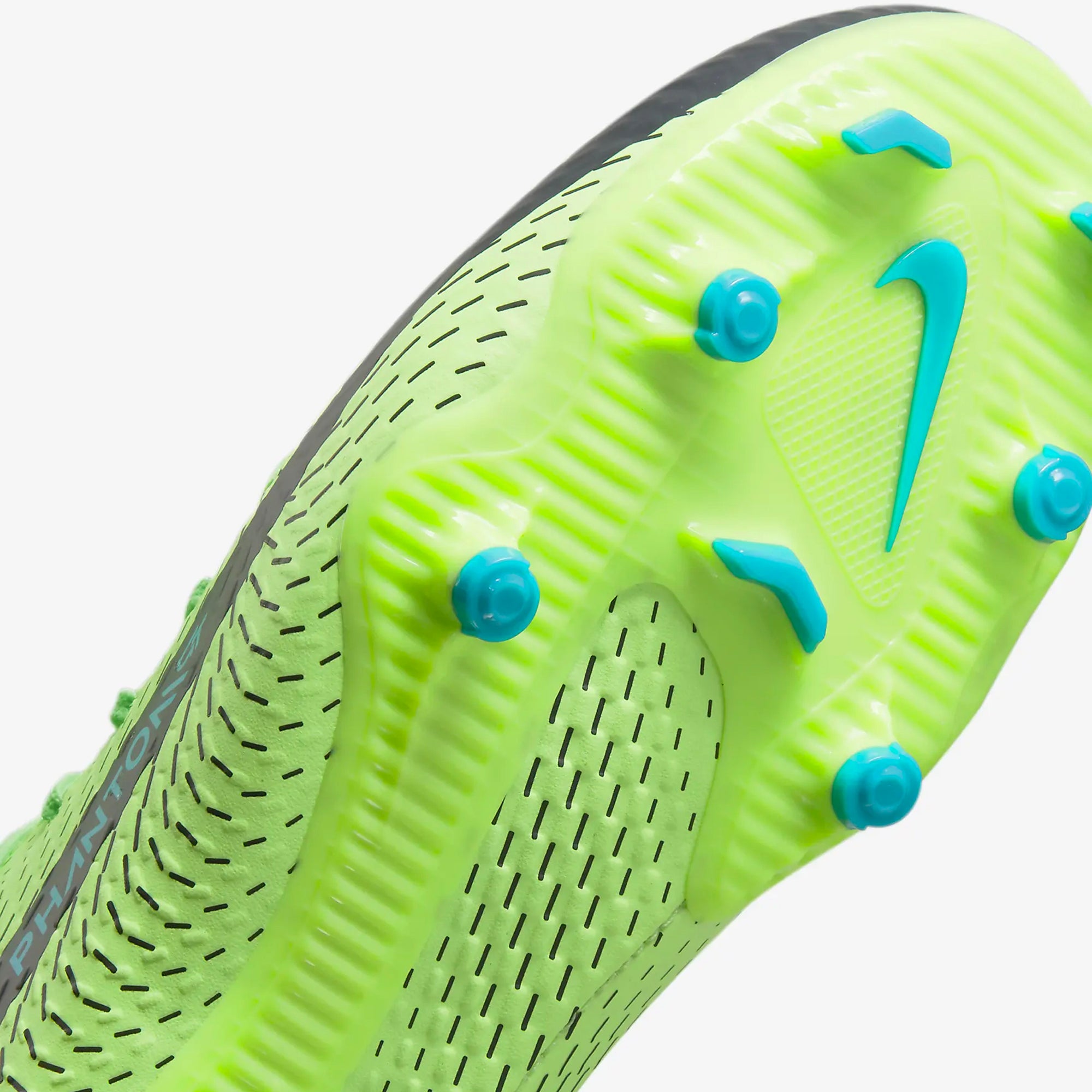 Jr. Phantom GT Academy Dynamic Fit MG Little/Big Kids Soccer Cleats