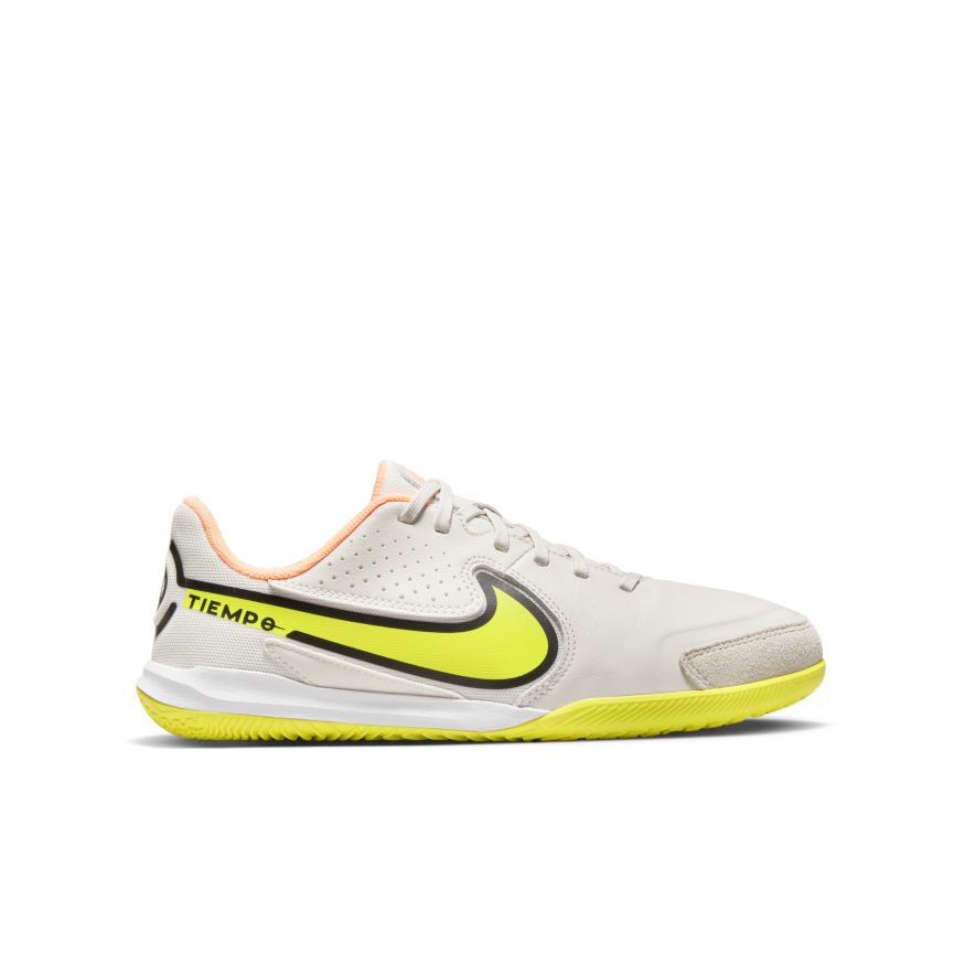 Nike Jr. Tiempo Legend 9 Academy IC Little/Big Kids' Indoor/Court Soccer Shoes