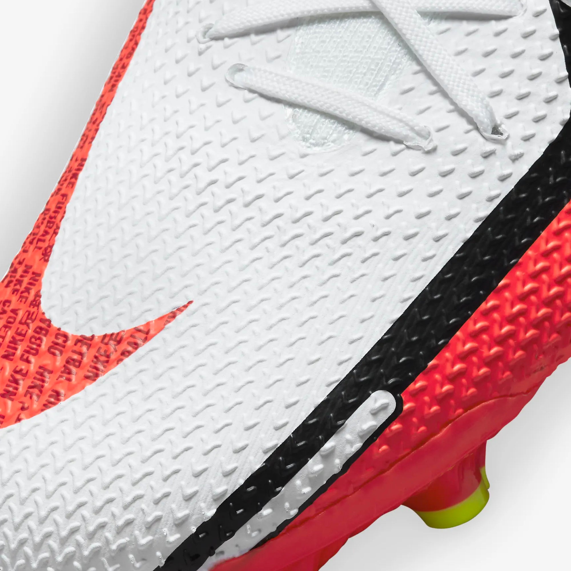 Nike Phantom GT2 Pro FG Firm-Ground Soccer Cleat