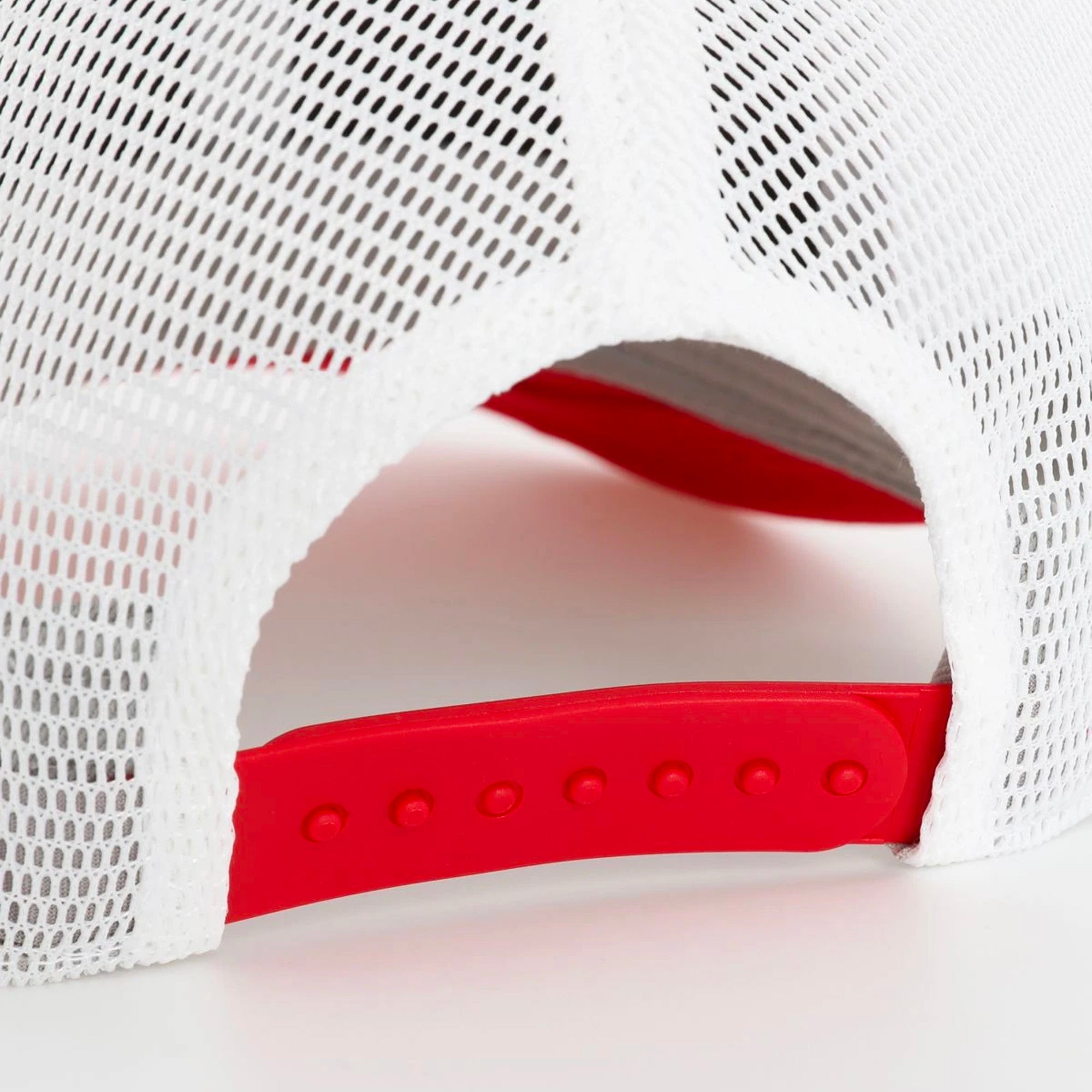 lfc nike adults red trucker cap