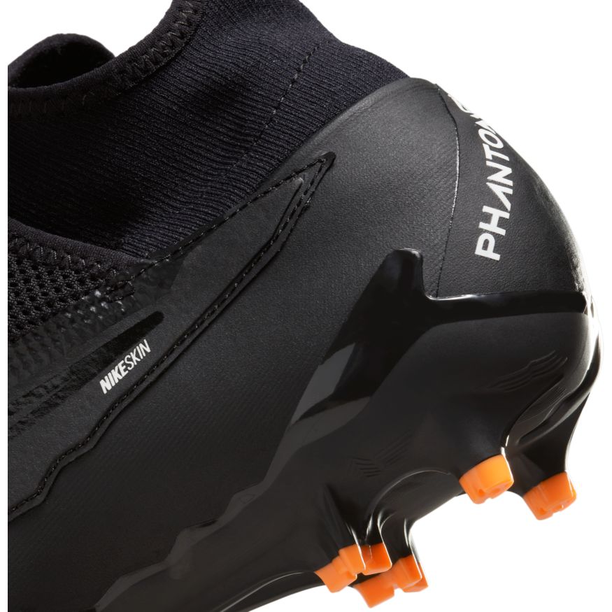 Nike Phantom GX Pro Dynamic Fit FG Firm-Ground Soccer Cleats
