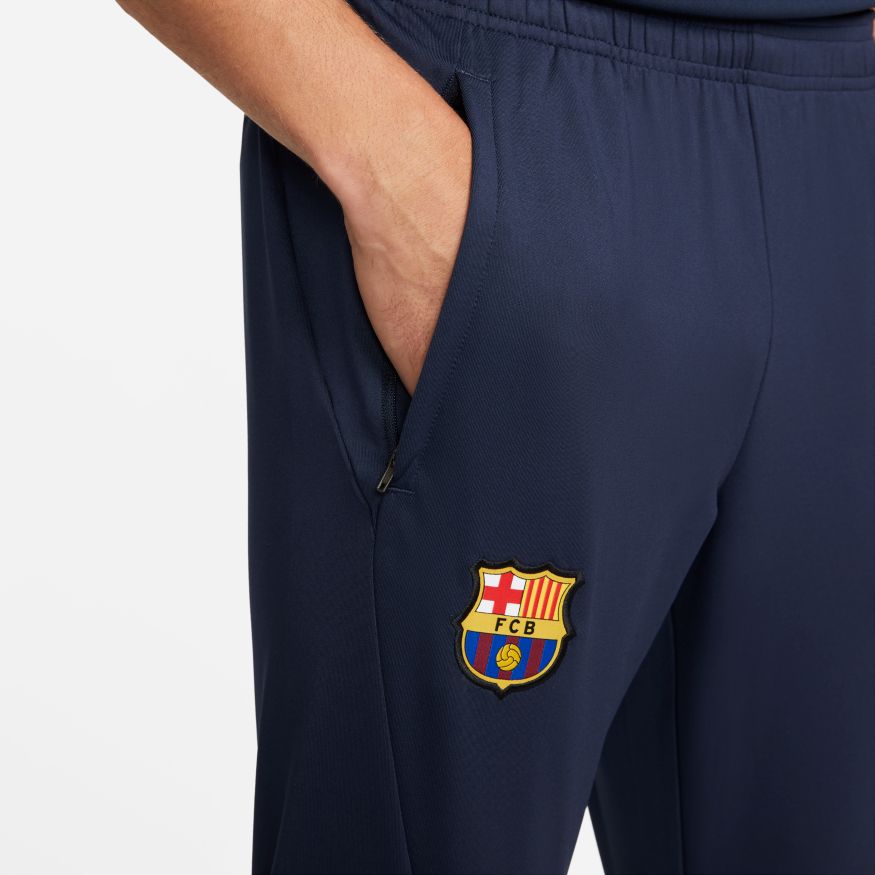 Nike FC Barcelona ジャージパンツ ネイビー Mサイズ FC Barcelona Nike Men Navy Tech Pants – Barça Official Store