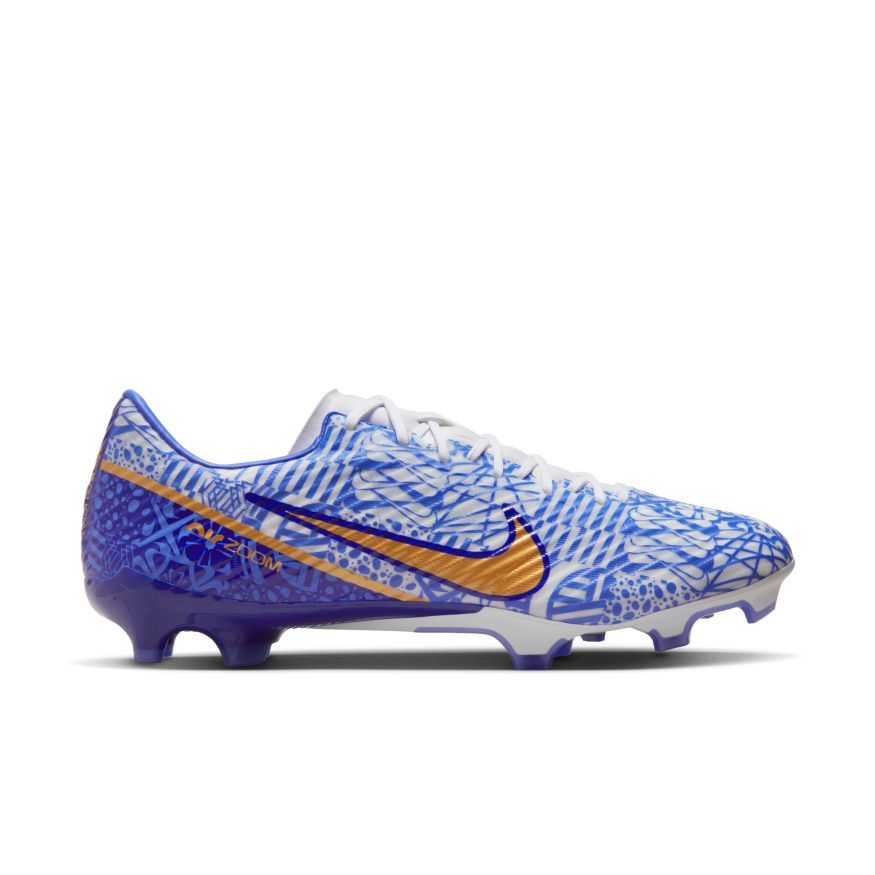 Cr7 hot sale purple cleats