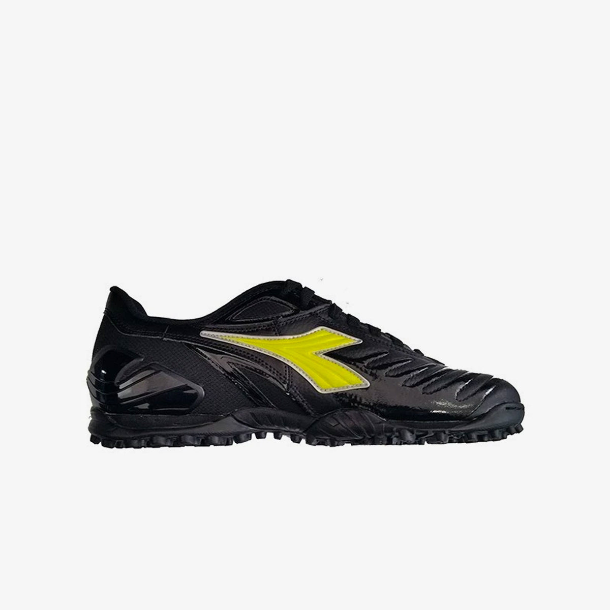 Maracana 18 TF Turf Soccer Shoes